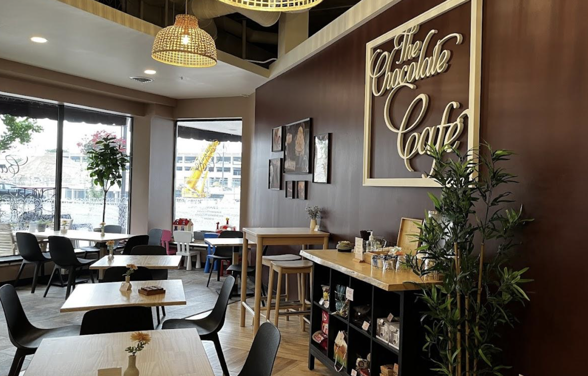 The Chocolate Cafe | Open until 9pm - Chocolate Covered Strawberry Special