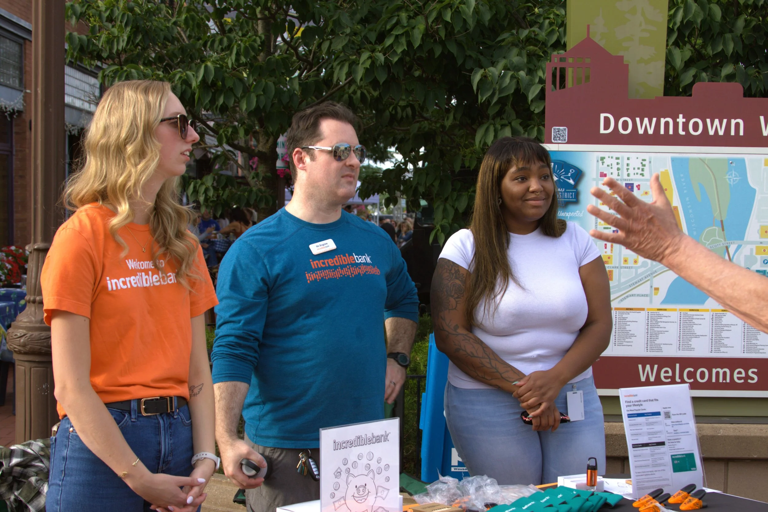 WNM AUG 58 (INCREDIBLE BANK).jpg