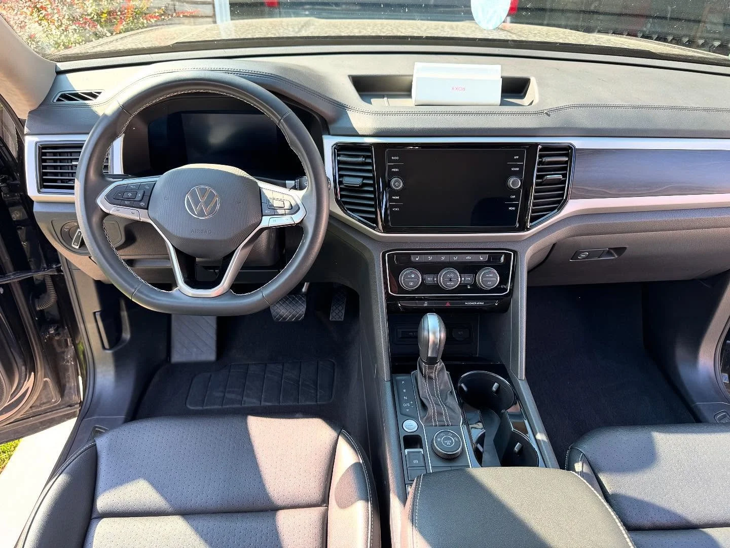 Detail #1 for today. From kid dirty to ✨like new✨

Thanks so much @samanthah_ll for having us out today!