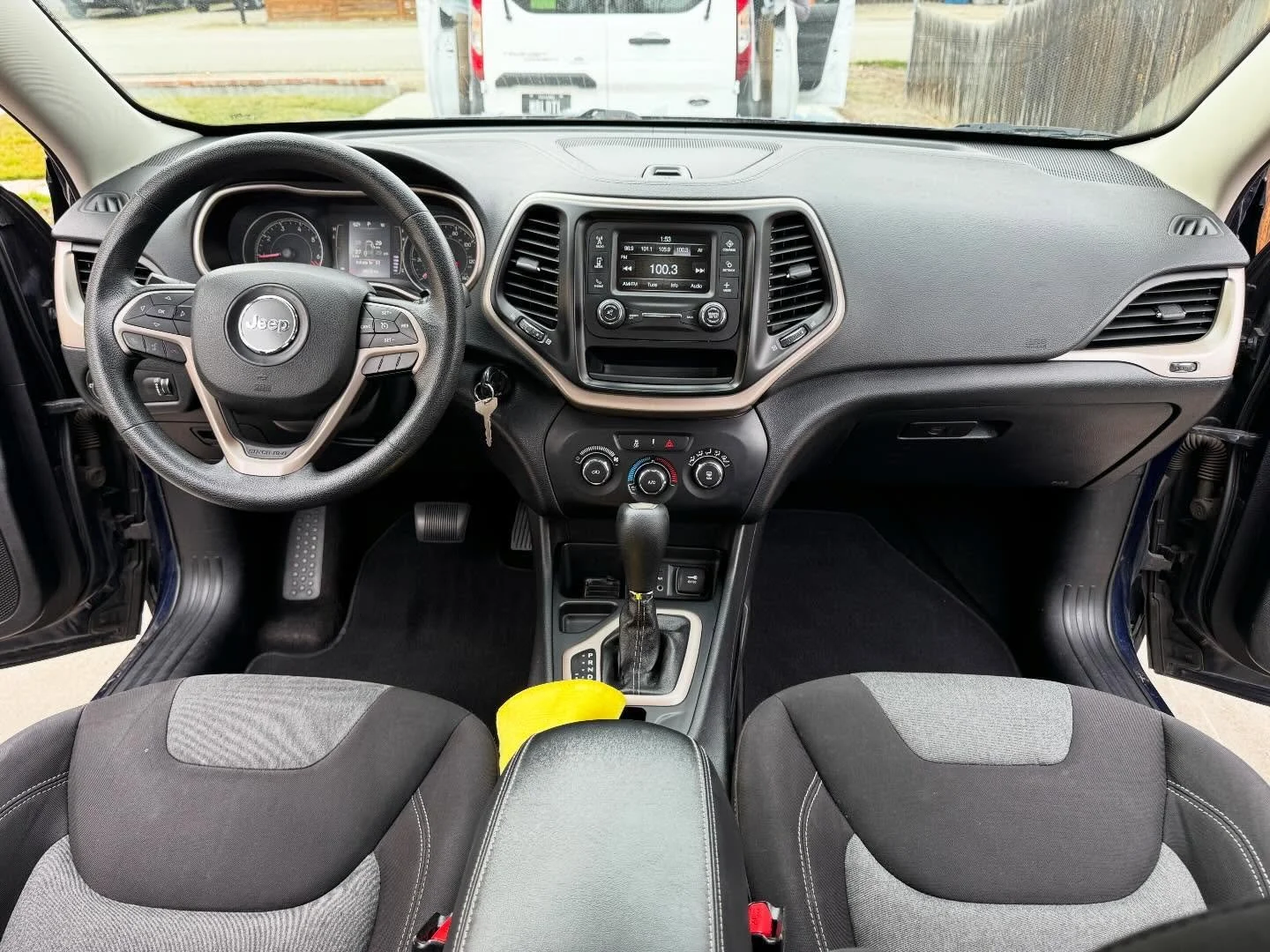 Another 2 detail day!
Shoutout to these customers finding us on Google and booking!