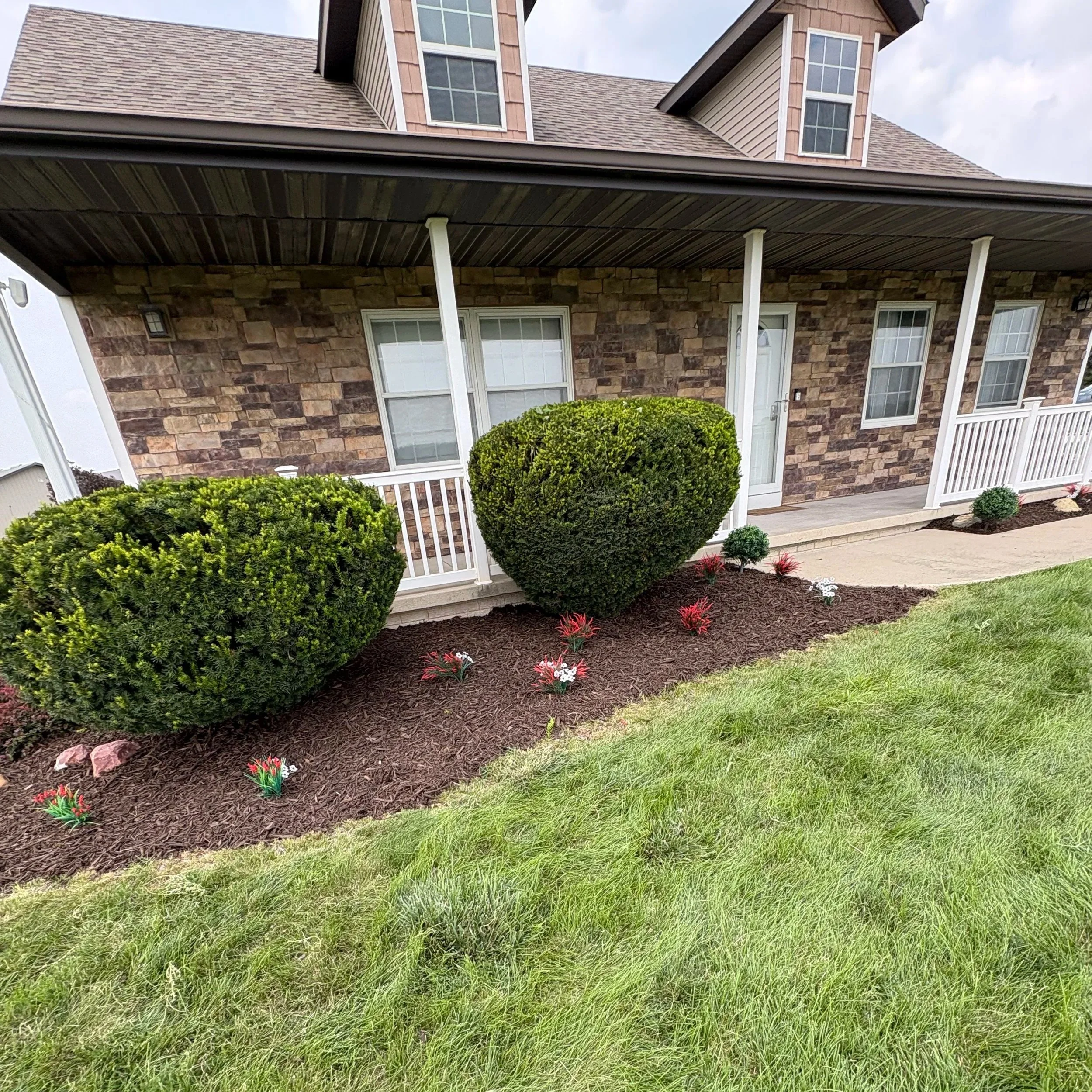 waukee adel landscaping