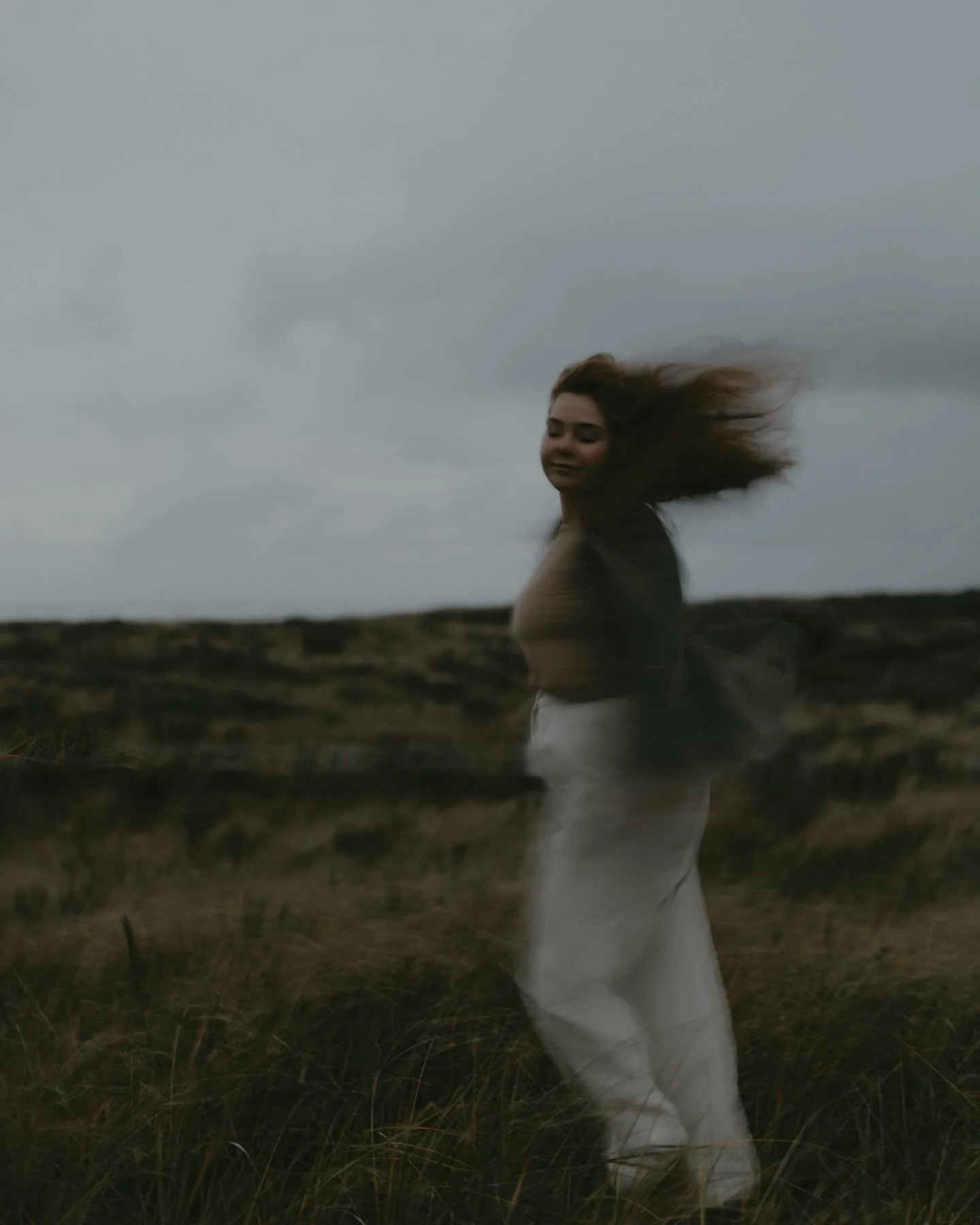 Fall has hit so it&rsquo;s time for me to roll out all the moody images from this amazing @katihoy shoot.  Hair in motion is one of my favorite aspects of the different Sol Society shoots I&rsquo;ve done. I&rsquo;ve had a theme around wind, and then 