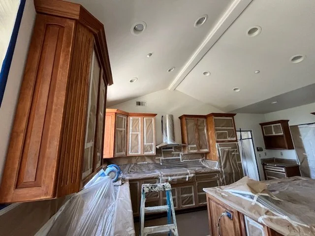 kitchen before 1.jpg