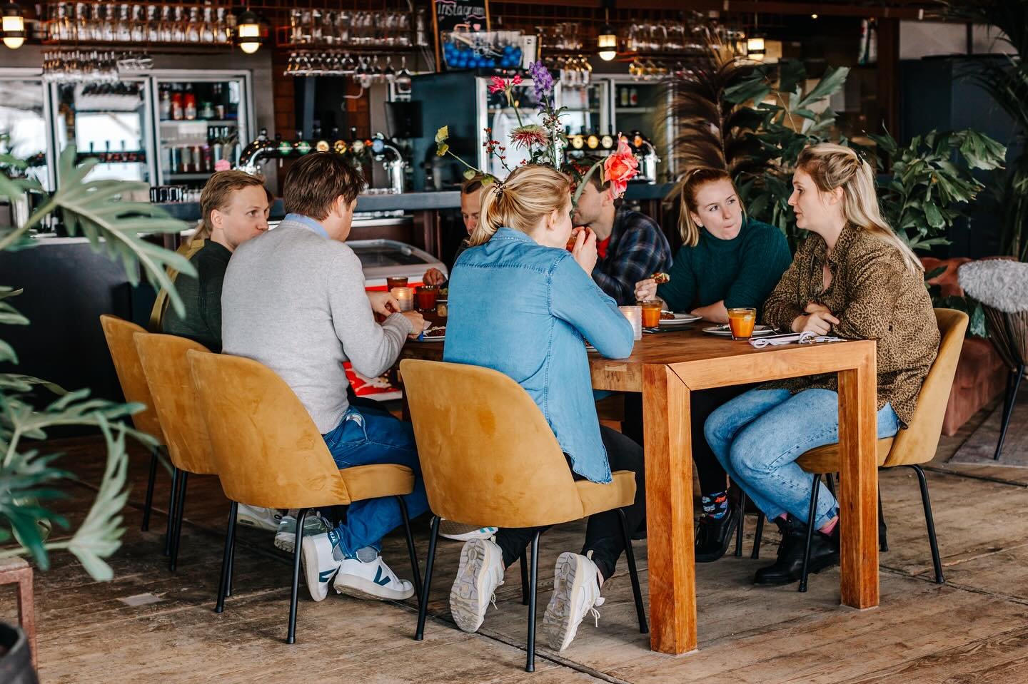 🍂 De perfecte plek om te ontsnappen aan de herfstkou. Warm je op met een kopje koffie en een lekker gebakje! 

💻www.dehavenvanzandvoort.nl
📱(023) 571 8888
⛱ Strandafgang Paulus Loot 9, 2042 AA Zandvoort

#dehavenvanzandvoort #zandvoort #strand #st