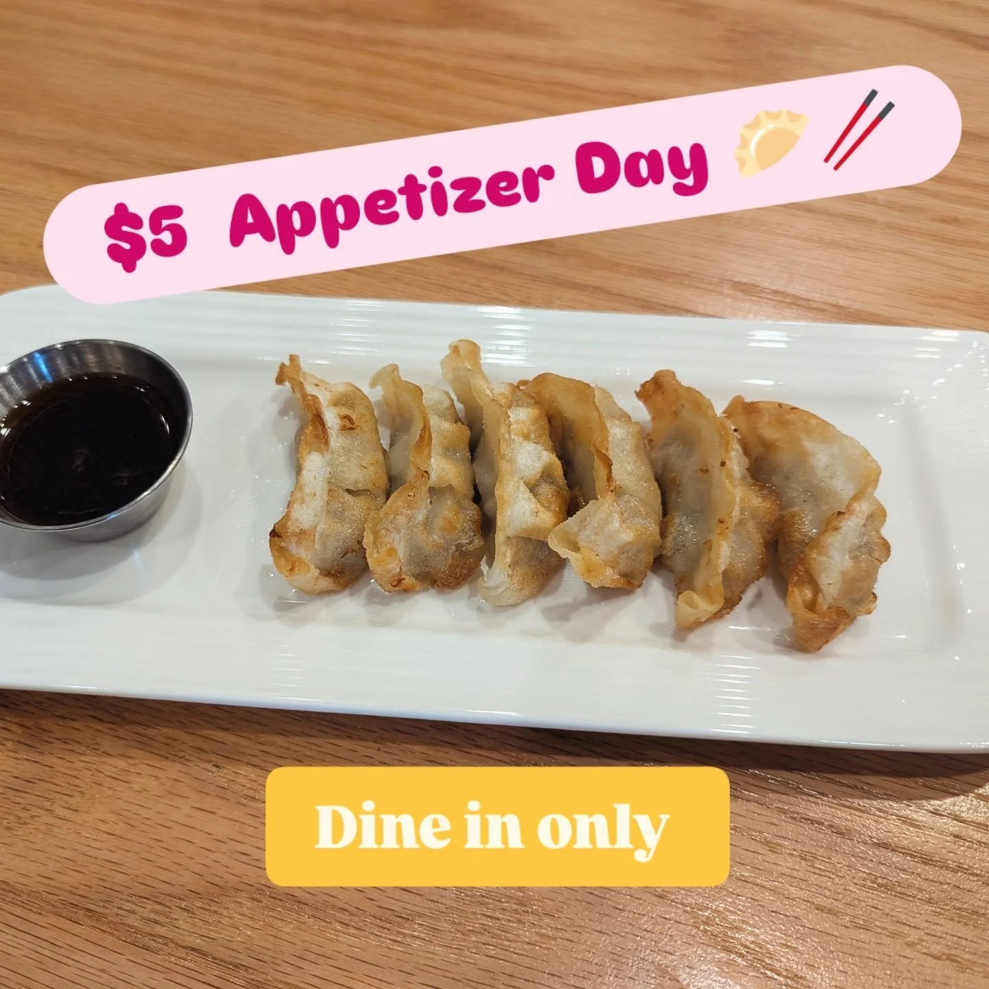 Happy Thursday!! Today is $5 Appetizer day 😋 Come and get our famous crispy fried gyoza 🥟 ✨

#tigerramen #appetizer #japanesefood #ramen #happyhour #friedgyoza #edamame #yuzufrenchfries #frenchfries