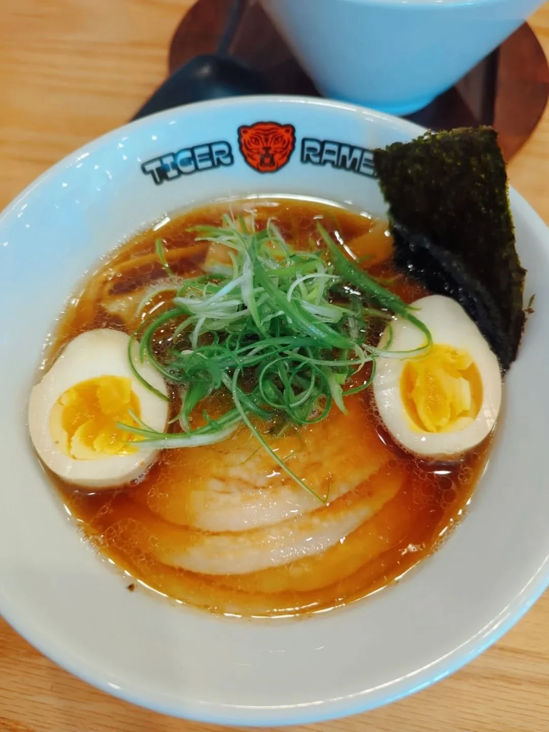 Warm up with our Niboshi Ramen, made with our signature house-made sardine oil. Perfect for chilly days 🍜.
Takeout is available, too! 🐯

#niboshiramen #tigerramen #japanesefood #ramen #sardine #dallastx #mckinney