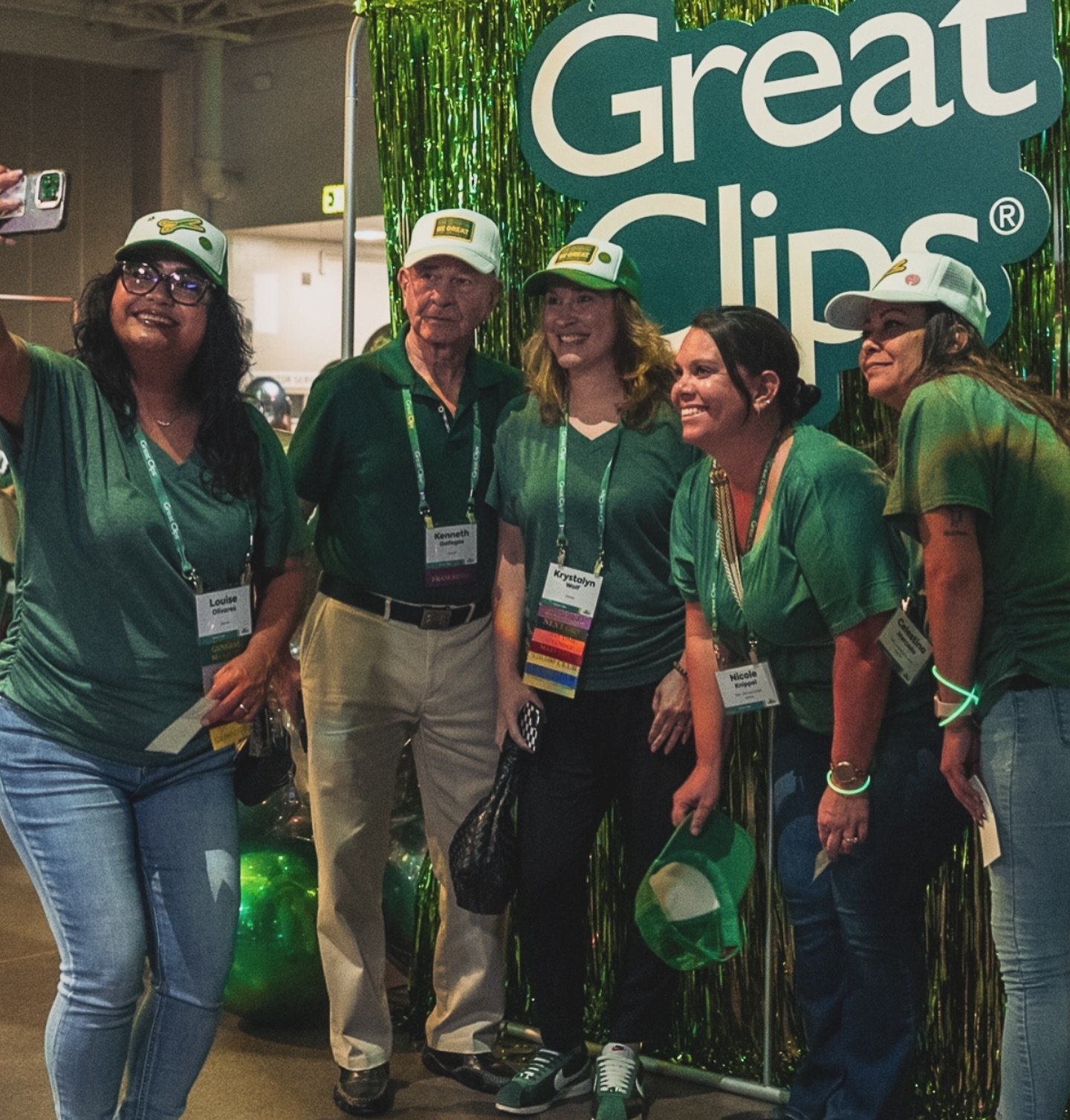 Thank you to @greatclips and @beeventsdesign for letting us be part of the greatness. 

Photo credit @caitlinsimms