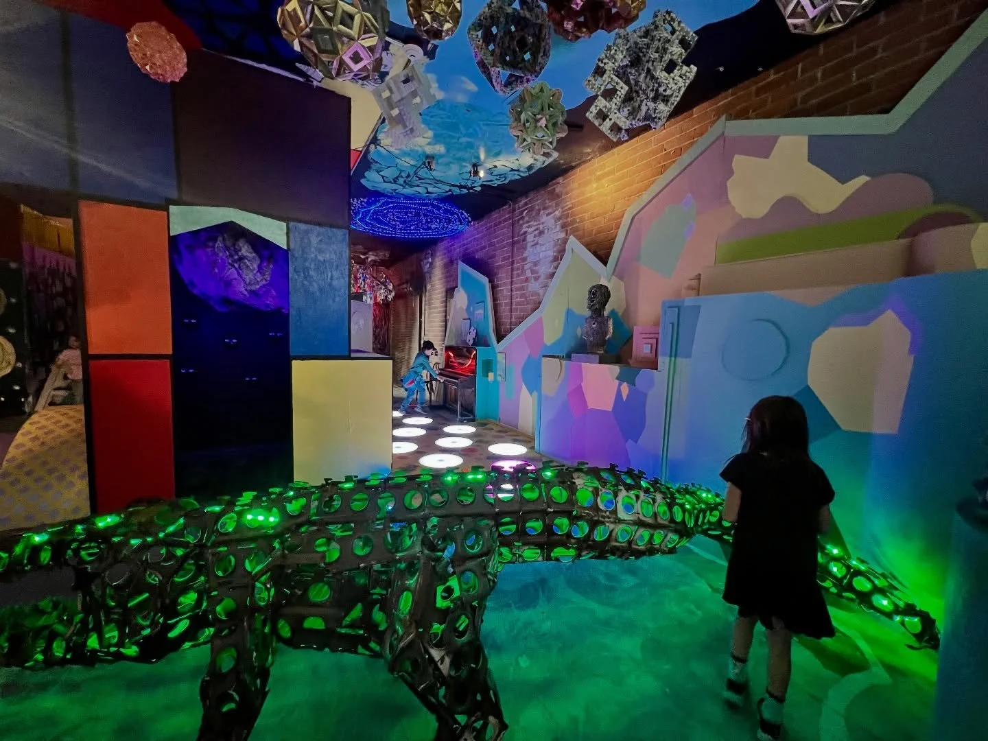 Explore, play and discover the world of Under The Mountain, Reno&rsquo;s Largest Art Immersive. ✨ Free entry for kids this Winter Break! 

Open Friday - Sunday, 12pm - 11pm at 836 E 2nd in Reno. 

See you soon 👋