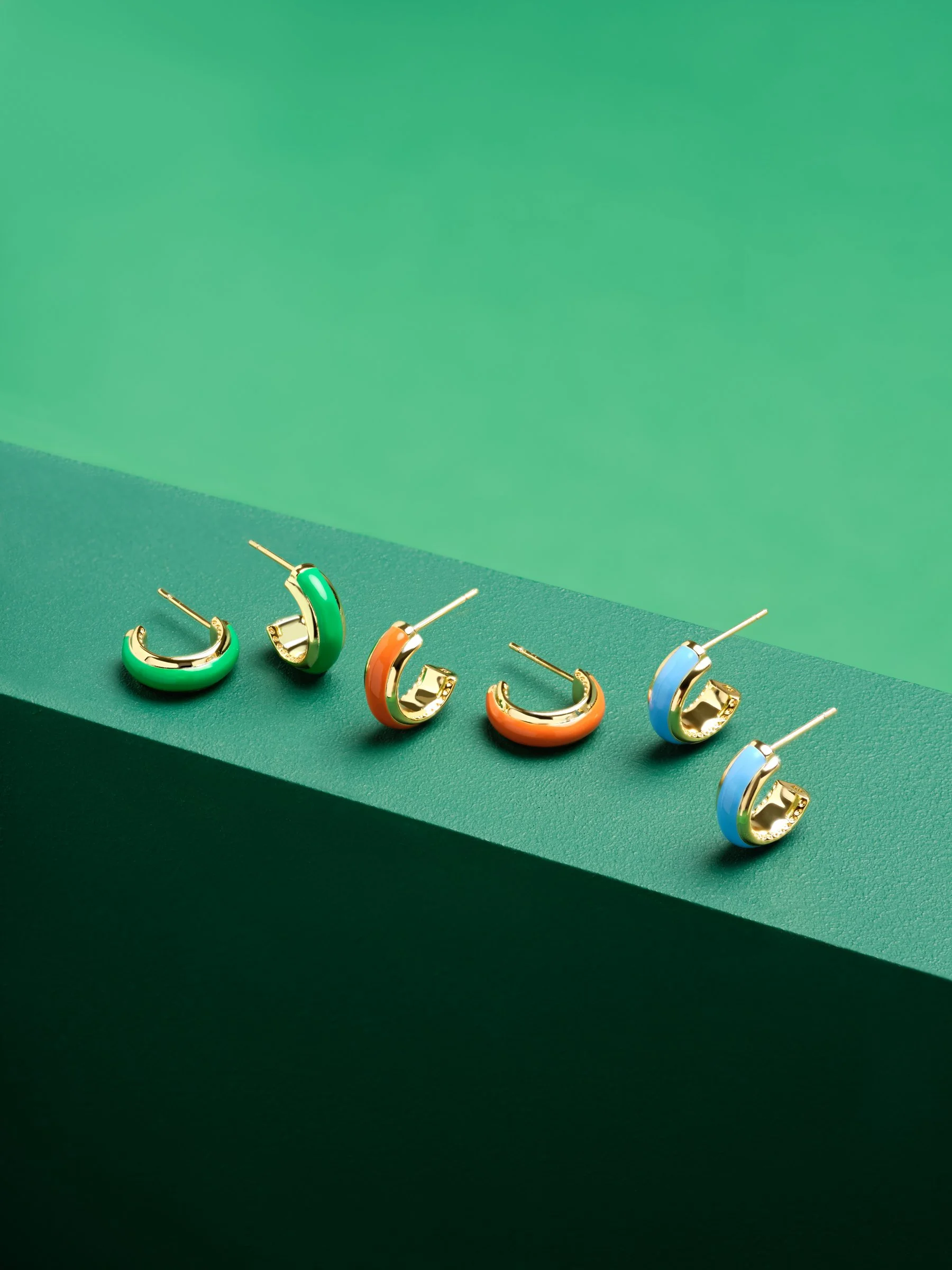 Kendra-Scott-Gameday-Creative-Laydown-08.jpeg