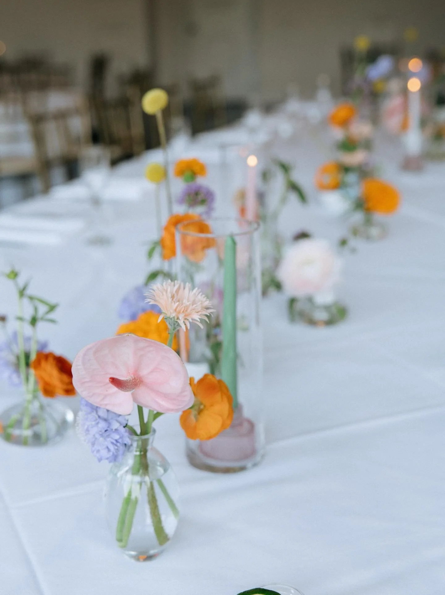 A moment for the table blooms 😍

📸 @chloestokesphoto