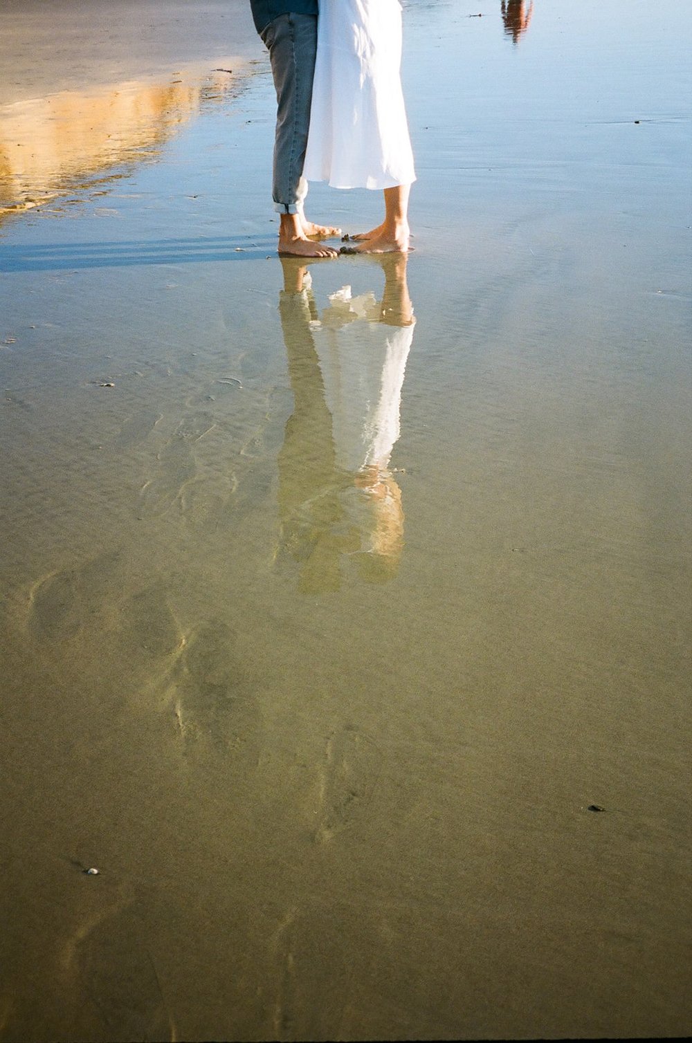 San-Diego-Engagement-Photos-at-Sunset-Cliffs-during-Sunset