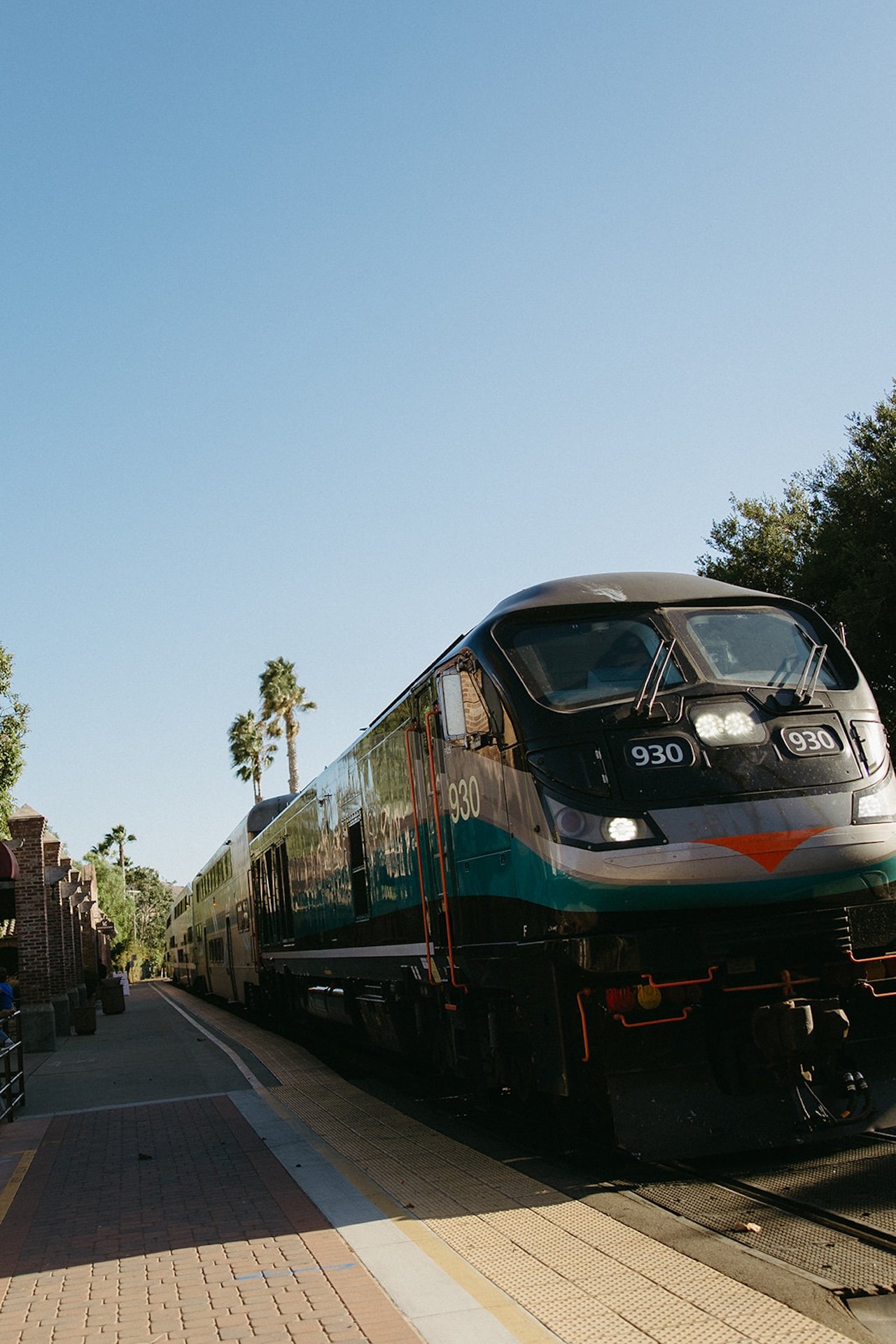 A close up of the CA Frontliner getting ready to pickup the bride, groom, and wedding party