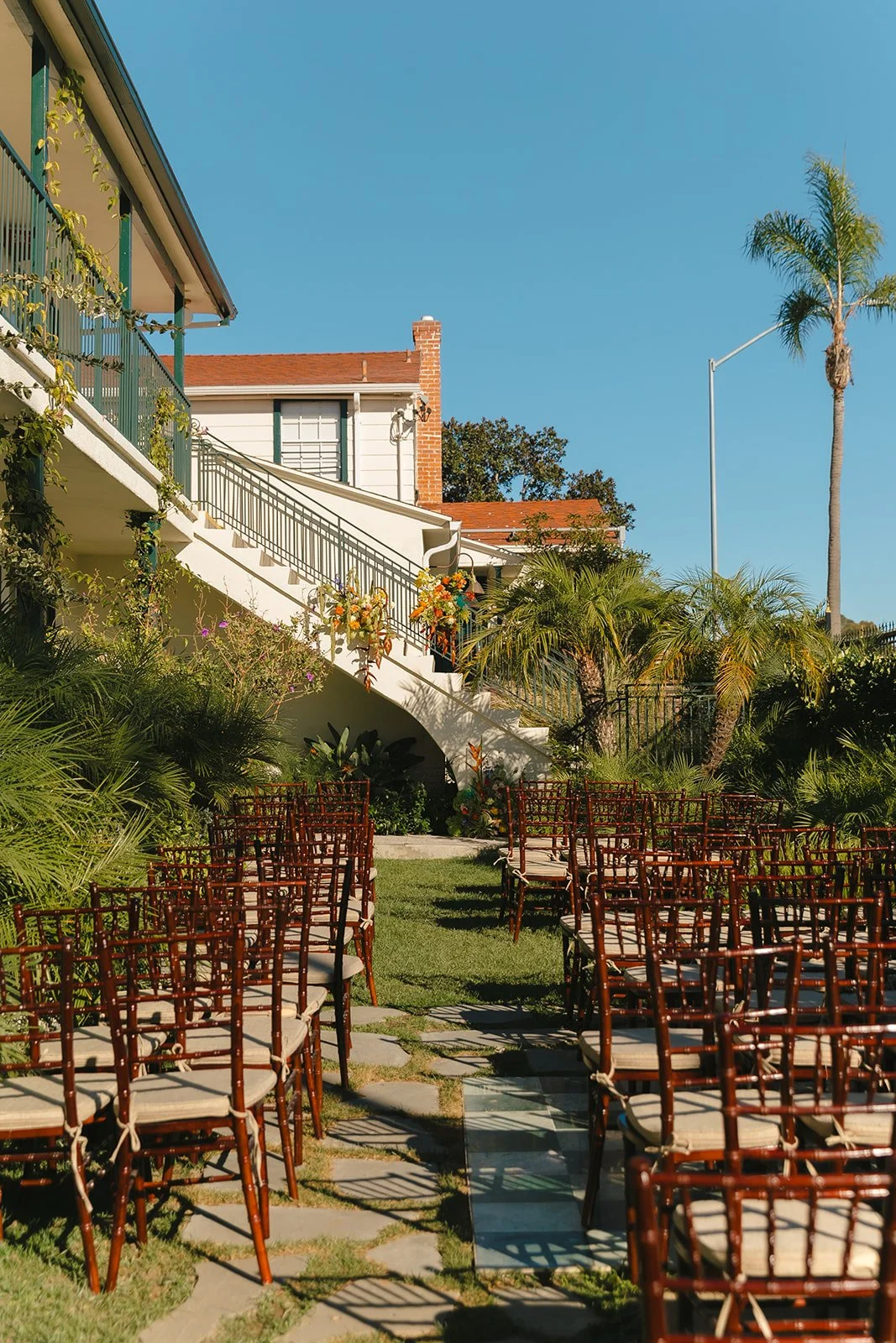 The courtyard set up for a Lafayette Hotel wedding