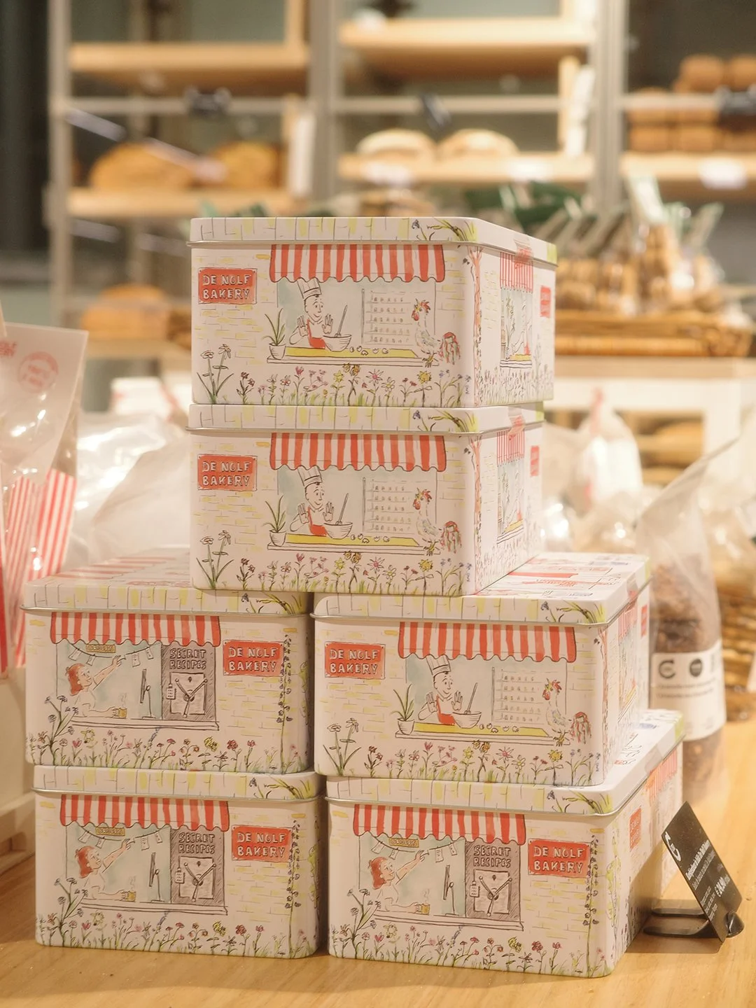 Pieter Lefevere - De nolf bakery - koekjesdoos - cru antwerpen 2.jpg