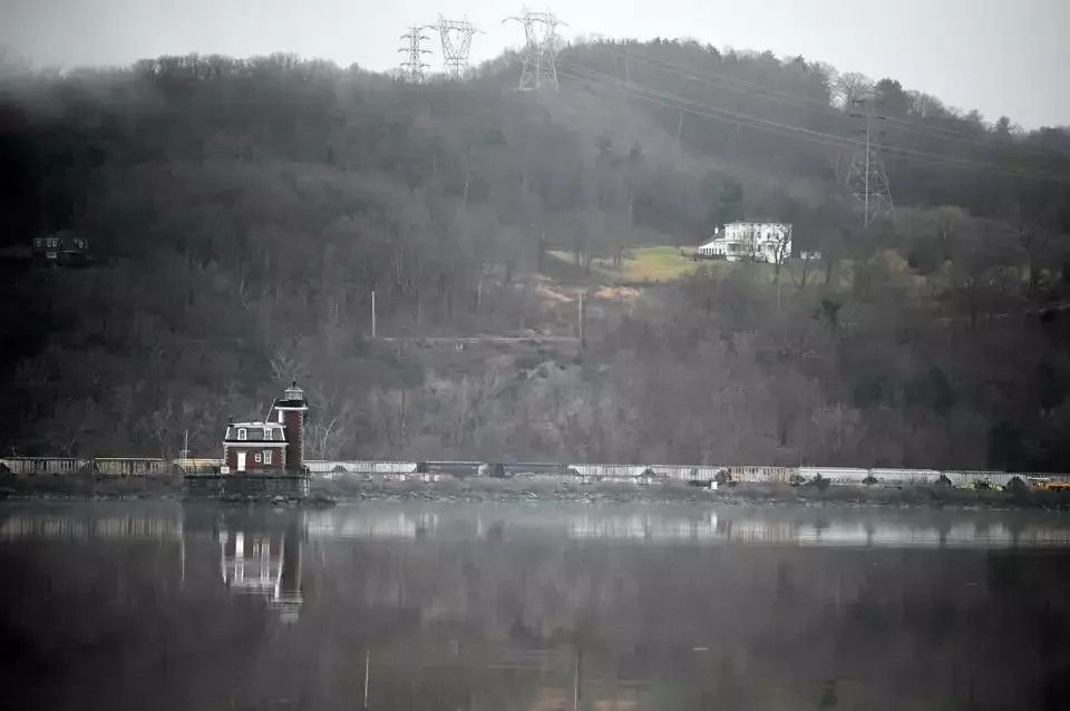 Hudson-Athens Lighthouse