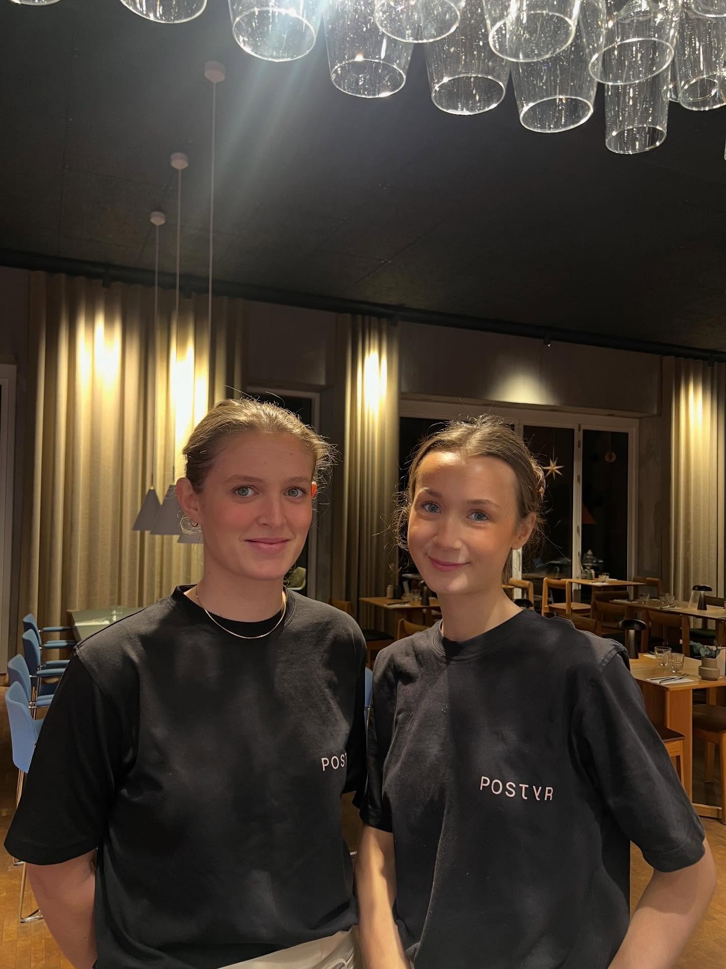 Julen er lige om hj&oslash;rnet - og vi er her selvf&oslash;lgelig stadig&hellip; b&aring;de op til, mellem jul og nyt&aring;r og efter 🧑&zwj;🎄

Vi holder lukket den 23.-26. december, men gl&aelig;der os til at fork&aelig;le jer fra den 27. decembe