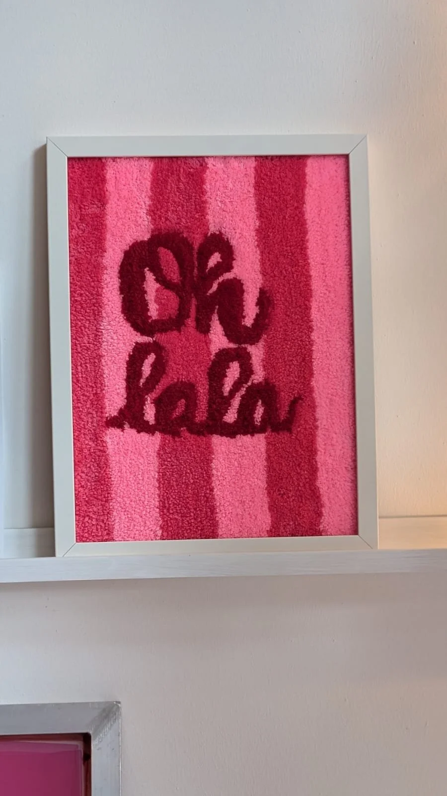 Eingerahmer Wandteppich