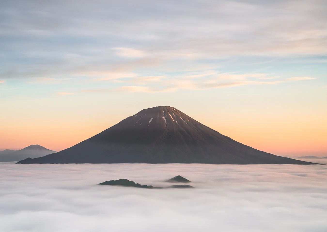 Majestic of the North-2.jpg