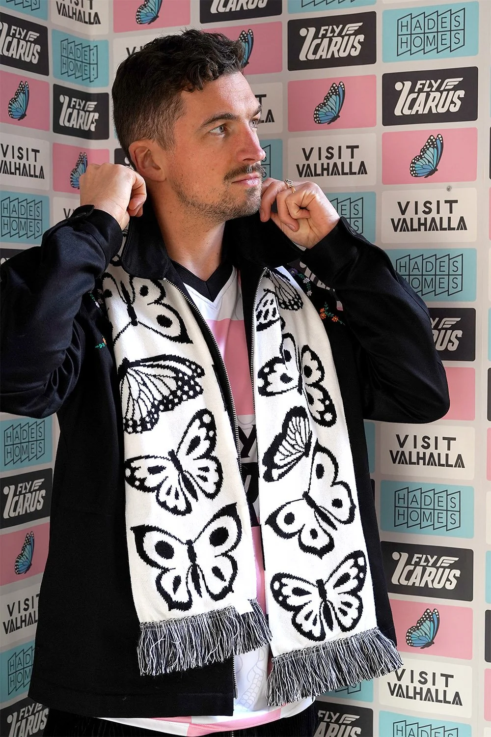 deathfc-scarf-pose1.jpg
