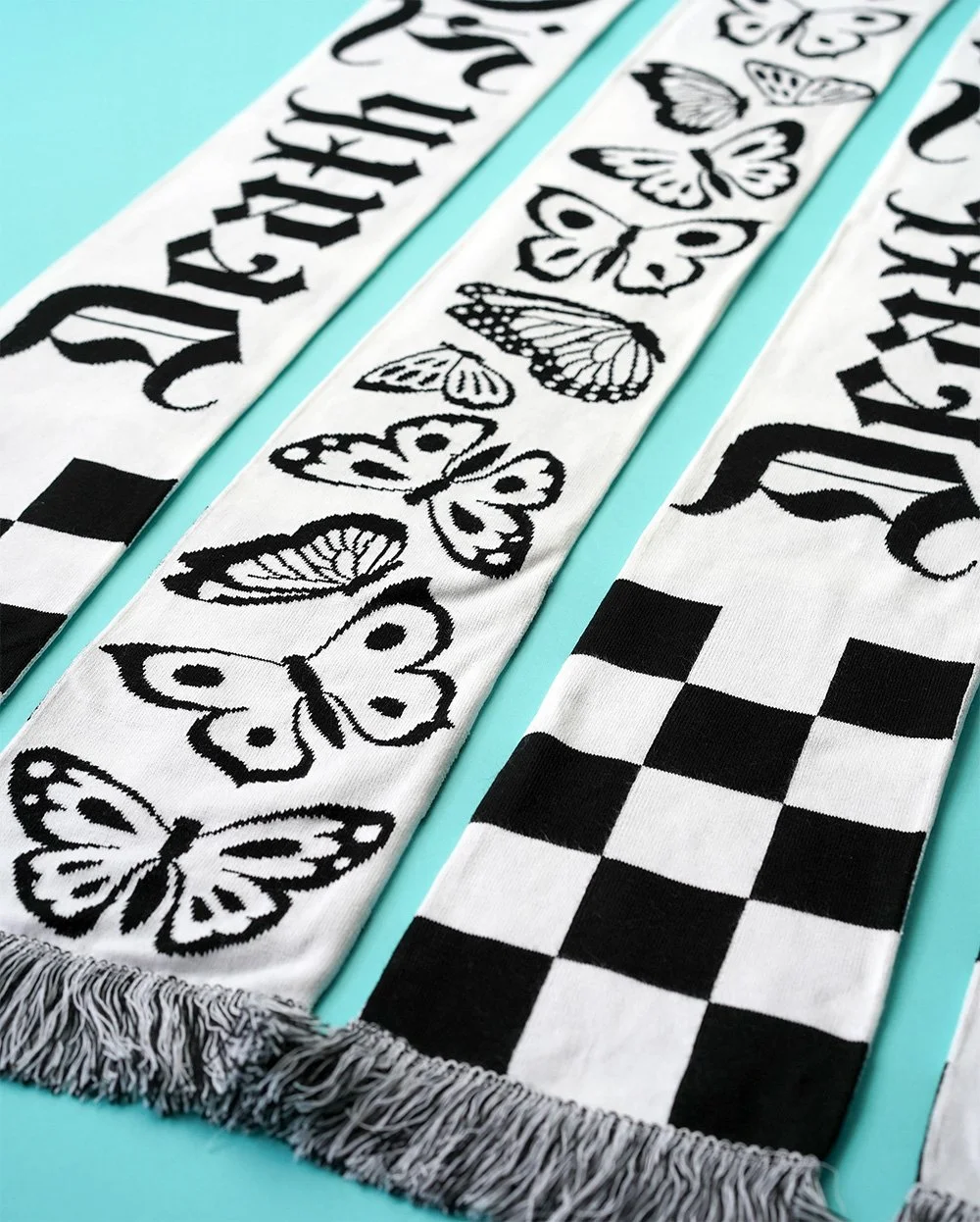 deathfc-scarf-still3.jpg