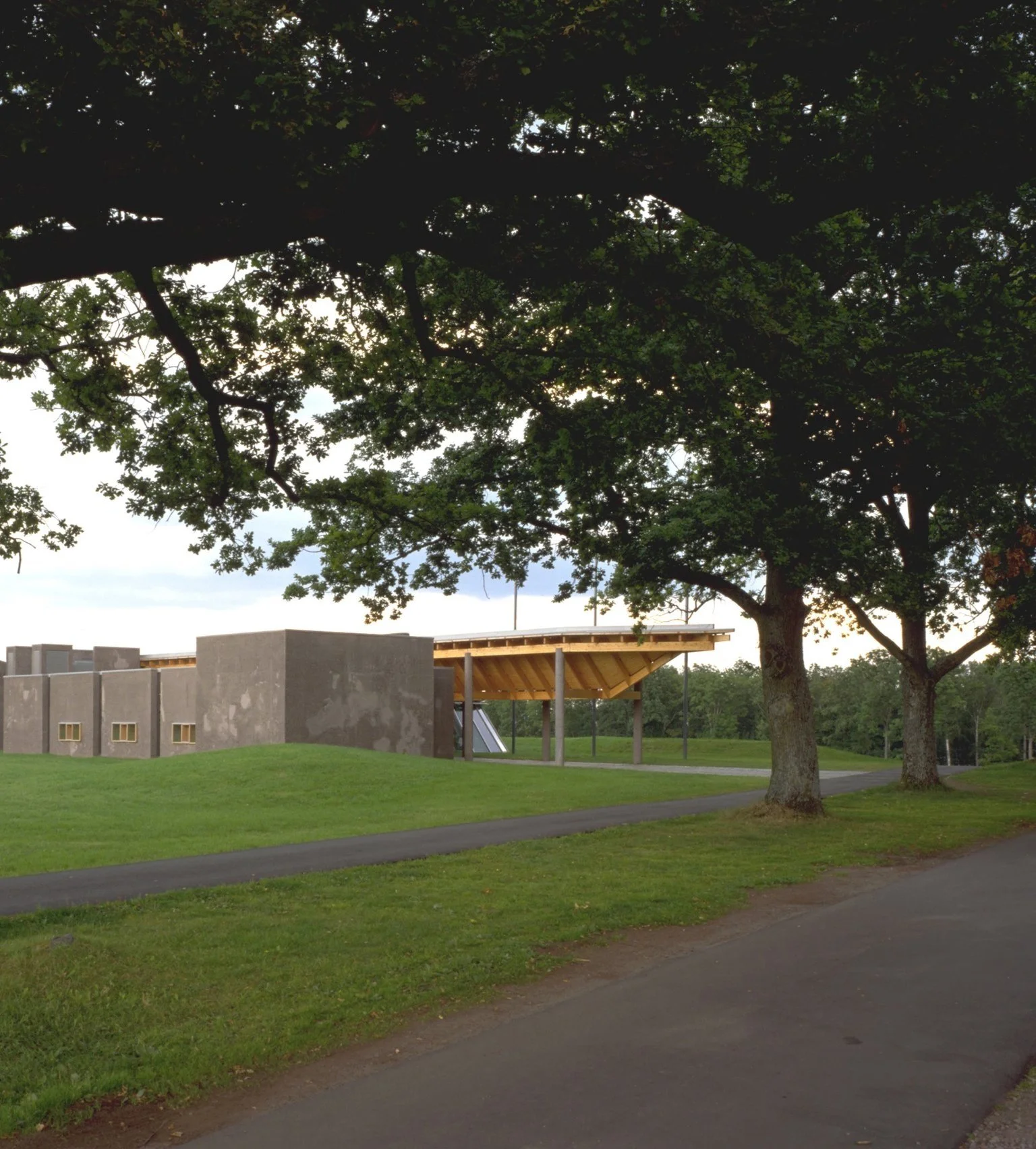MIDGARD HISTORISKE SENTER, Borre 2000