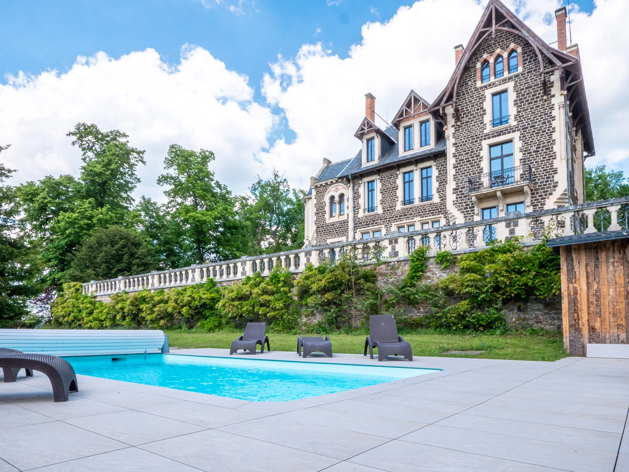 Exterieur_Manoir_7.jpg
