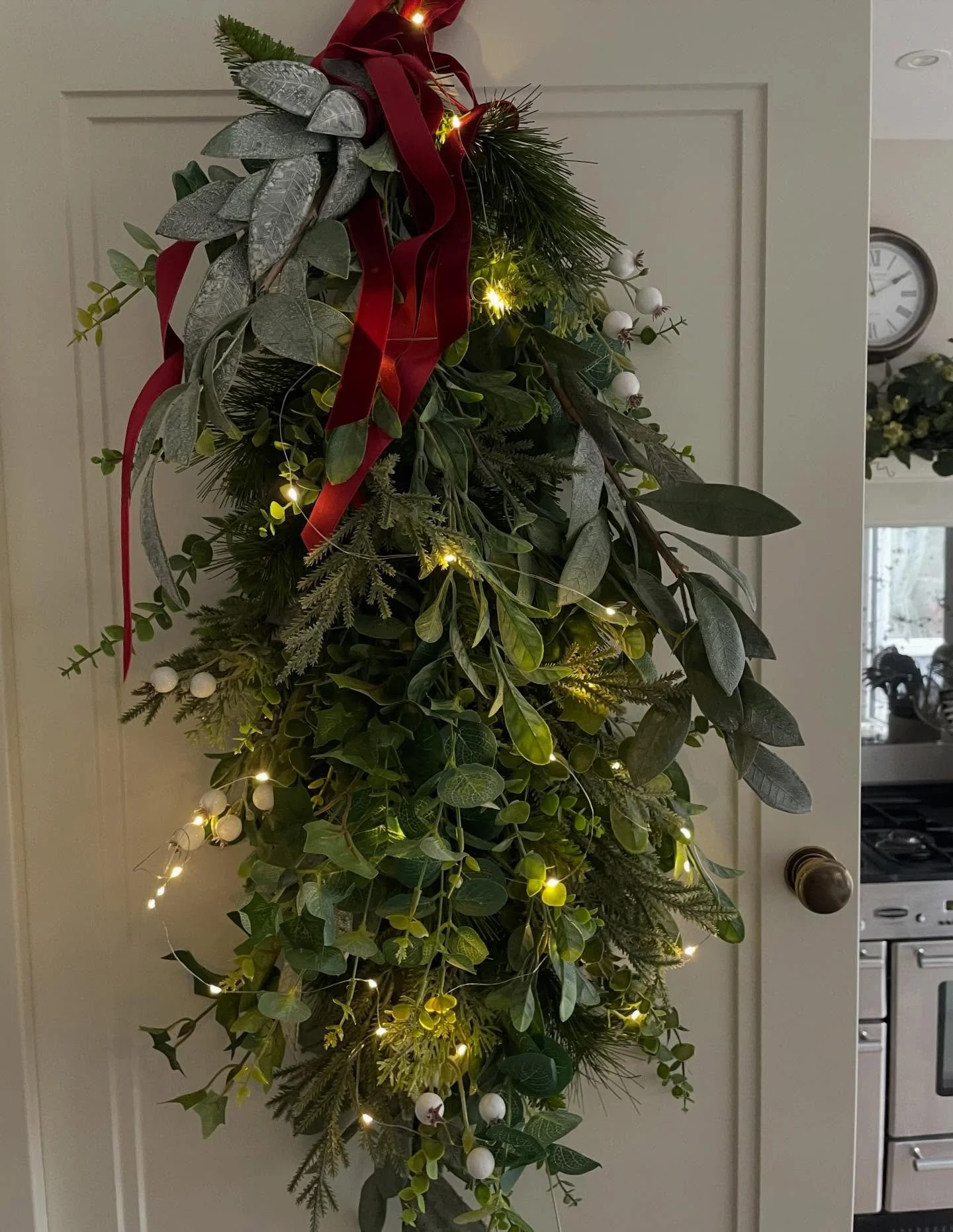 Afternoon everyone,
Just restocked all Xmas wreaths and swags. So many swag orders today, thank you so pleased you love them too. Xx happy Tuesday xx #swags #xmasswag #xmaswreaths