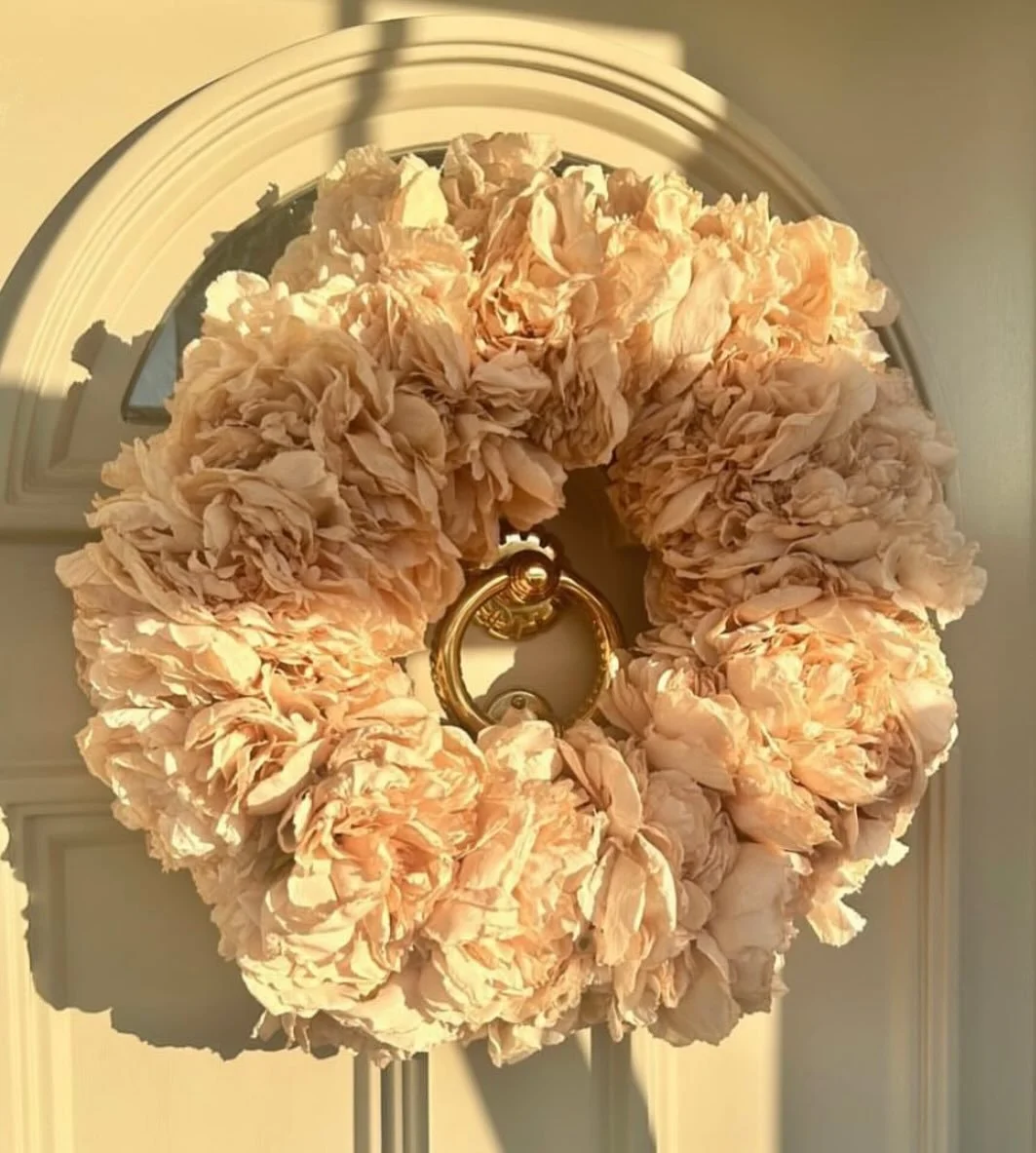 Happy Friday everyone. I&rsquo;ve spent today taking down all the Xmas decs and now the house looks so bare. Finally the dried peony wreath is back in stock, it&rsquo;s been too long out of stock and I&rsquo;m delighted as it&rsquo;s definitely one o