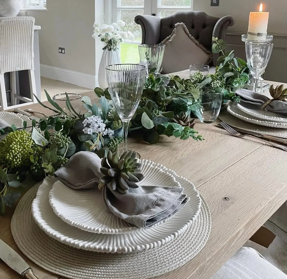 It&rsquo;s Friday, evening everyone this week has flown by I&rsquo;ve been busy making up your orders and just wanted to let you know that the spring garland is finally back in stock. It&rsquo;s been a long wait for the garland base to restock. I&rsq