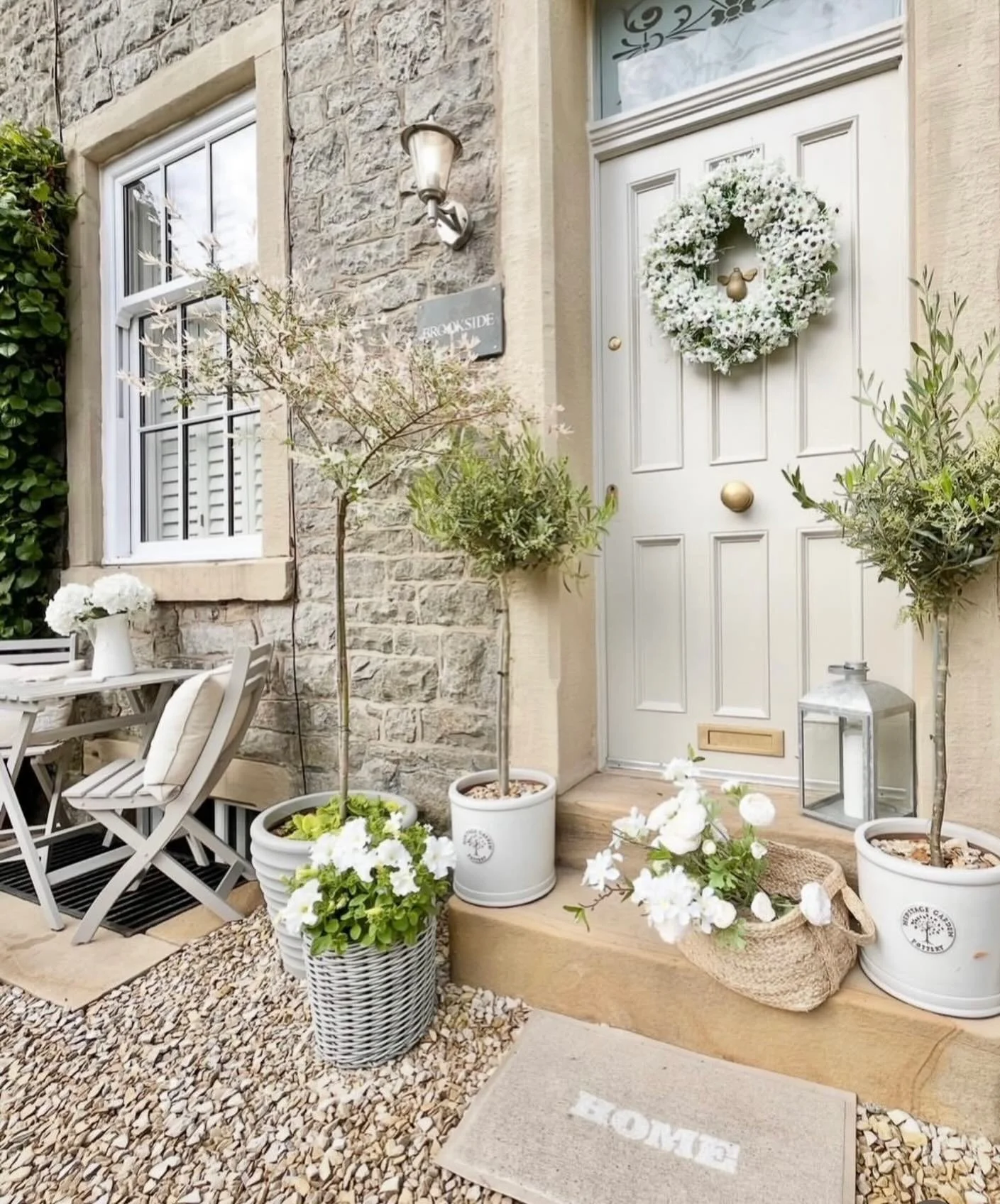 Evening, hope you&rsquo;ve had a great Easter weekend. I have and I&rsquo;ve definitely eaten way too much! Back to wreathing tomorrow, lots of orders ready to post tomorrow and now I&rsquo;m using DPD next day delivery as far too many problems recen