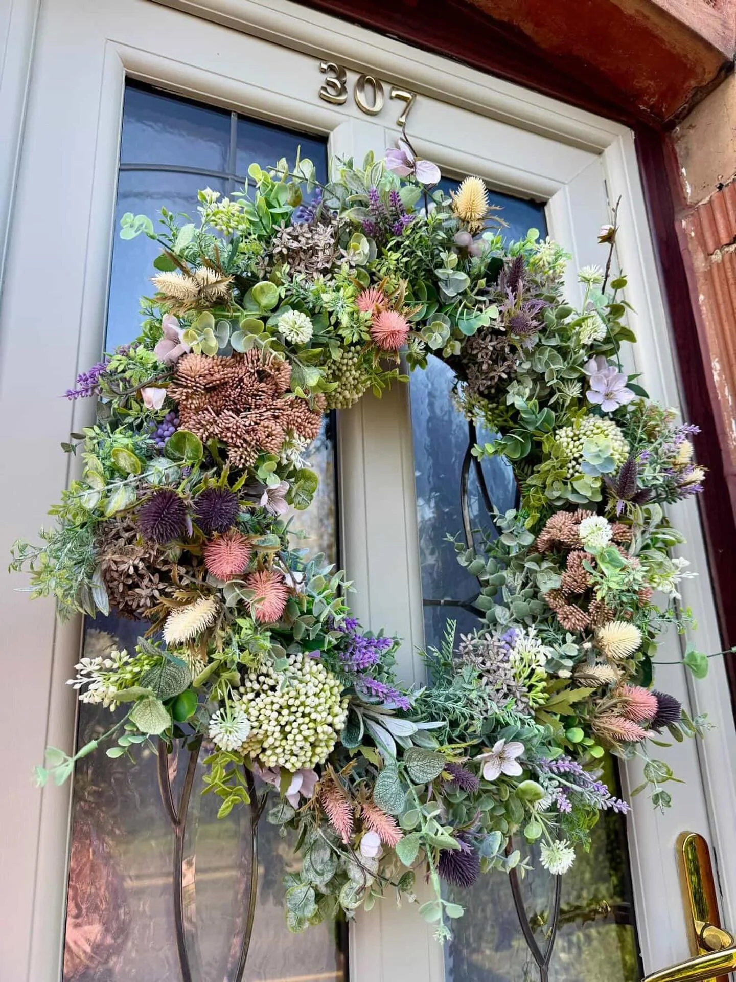 Thursday already, hope you&rsquo;re all having a great day it&rsquo;s sunny and hot here. Just wanted to share this pic from Kimberley @kimberleysmallx, I love sharing your pics and this one shows off the spring Nordic apple blossom, one of my first 