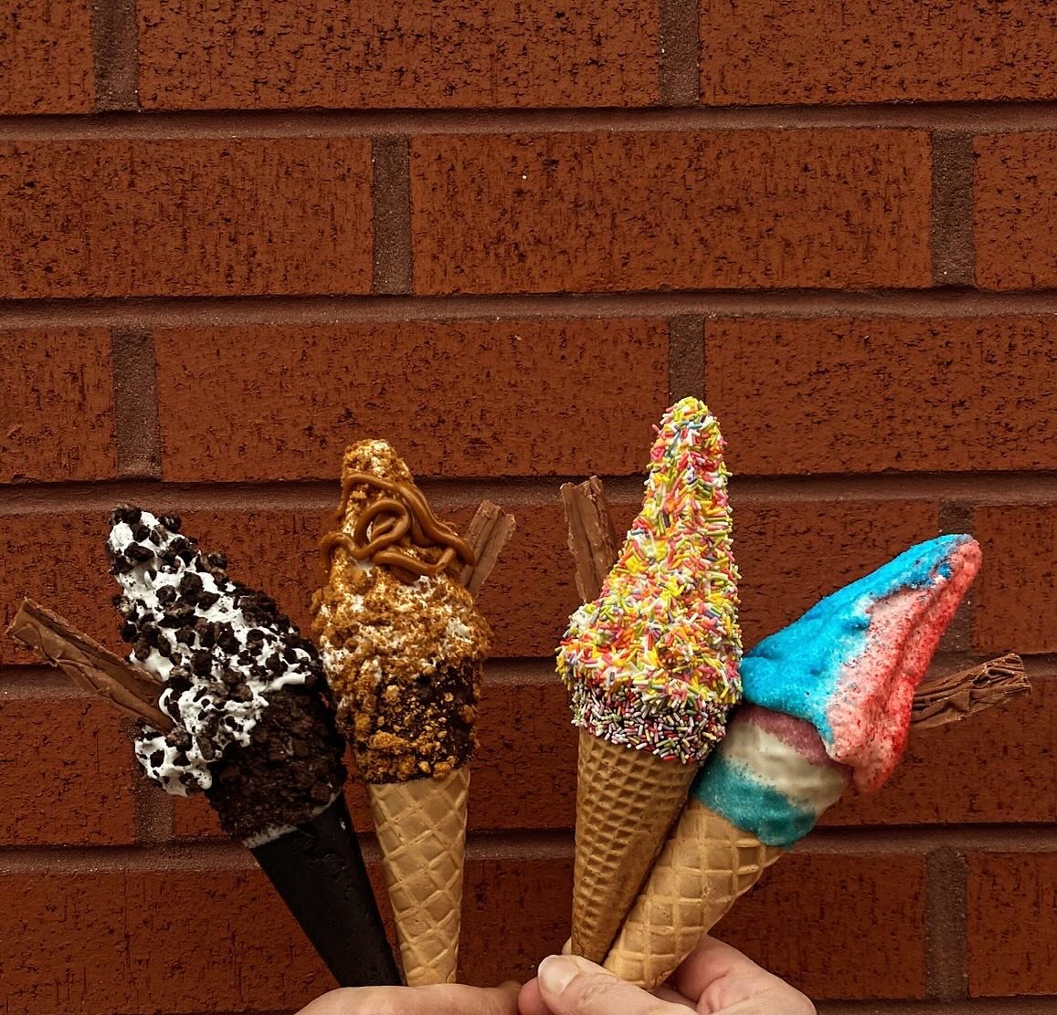 Which one would you choose? 🤔😍🍦 ☀️☀️🌟Our Ice Cream Van will be staying late at Sale Water Park tonight🌟
