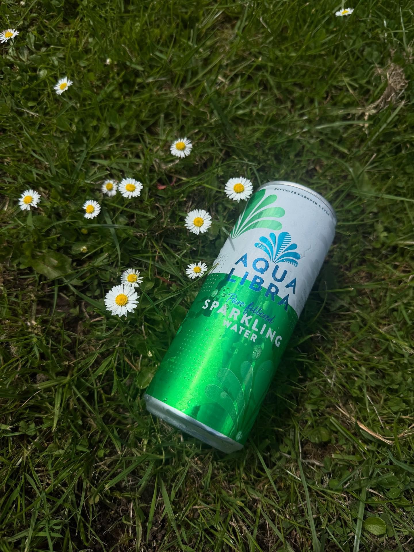 Don&rsquo;t forget to stay hydrated!!! 🥵

It&rsquo;s important to keep drinking fluids when the weather is this hot, so we&rsquo;ve made sure all of our vans are full to the brim of ice cold drinks 🧊🧃

#lewisbrosicecream #icecream #icecreamlover #