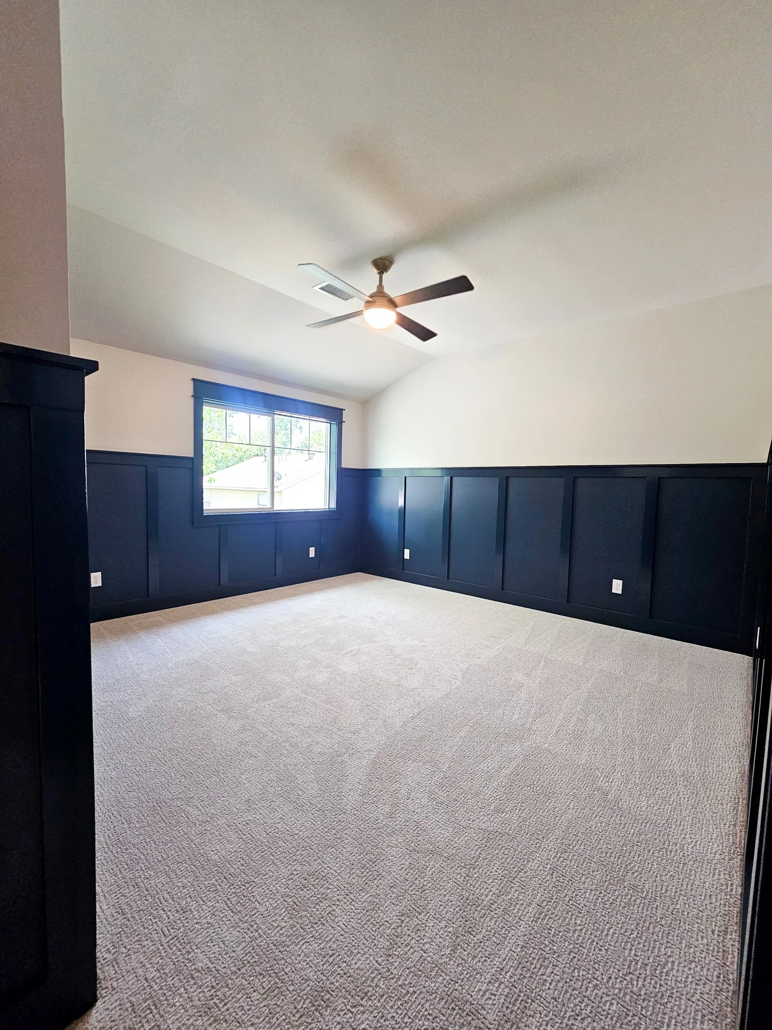 340 Crestview-91.jpg