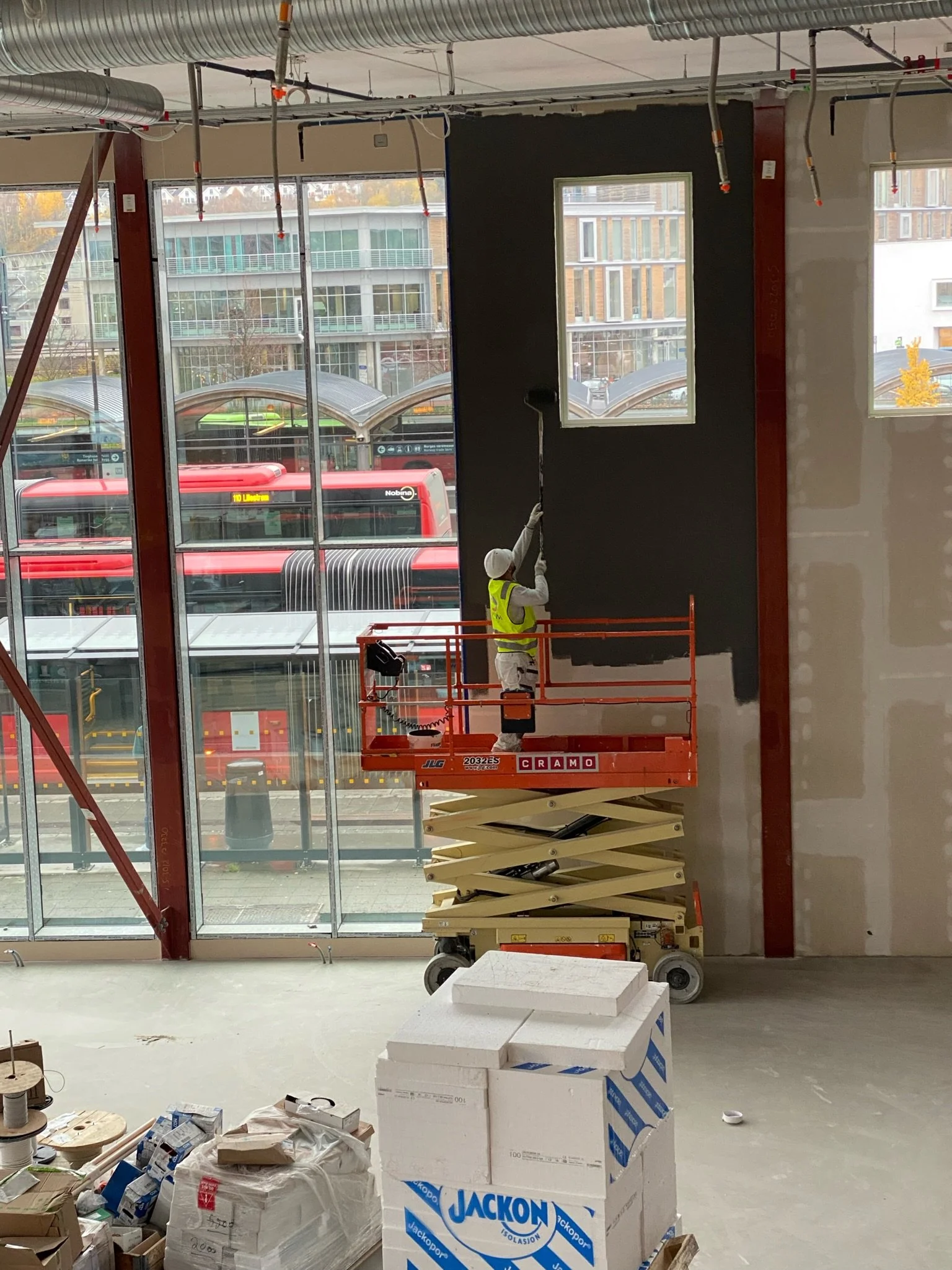 21-11-05 maling av vegger i Biblioteket.JPG