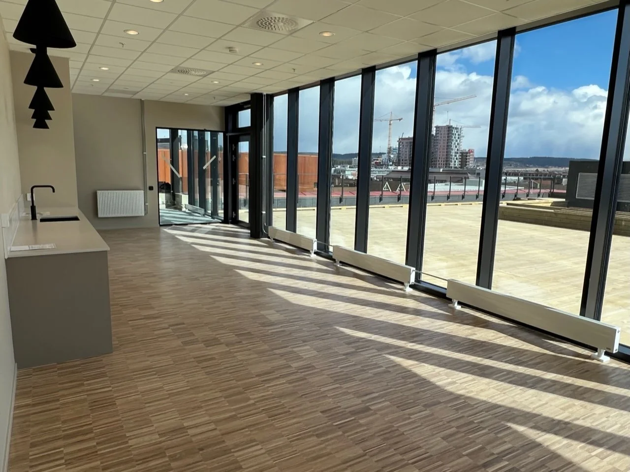 22-04-05 Forhåndsbefaring Evolve kjøkken.JPG