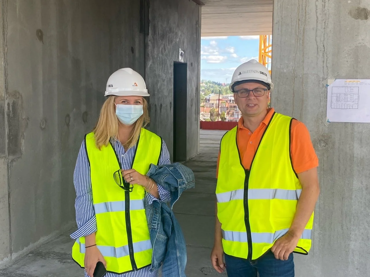 21-06-30 Kenneth og Charlotte på befaring med Tønset.JPG