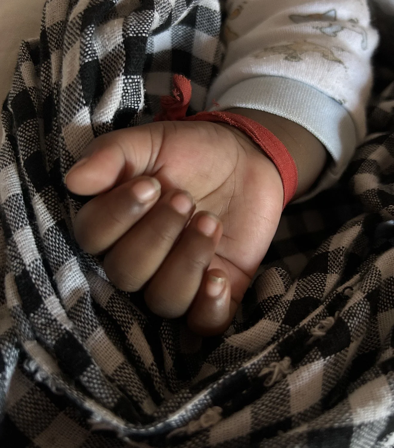 main d'enfant senegal.jpg