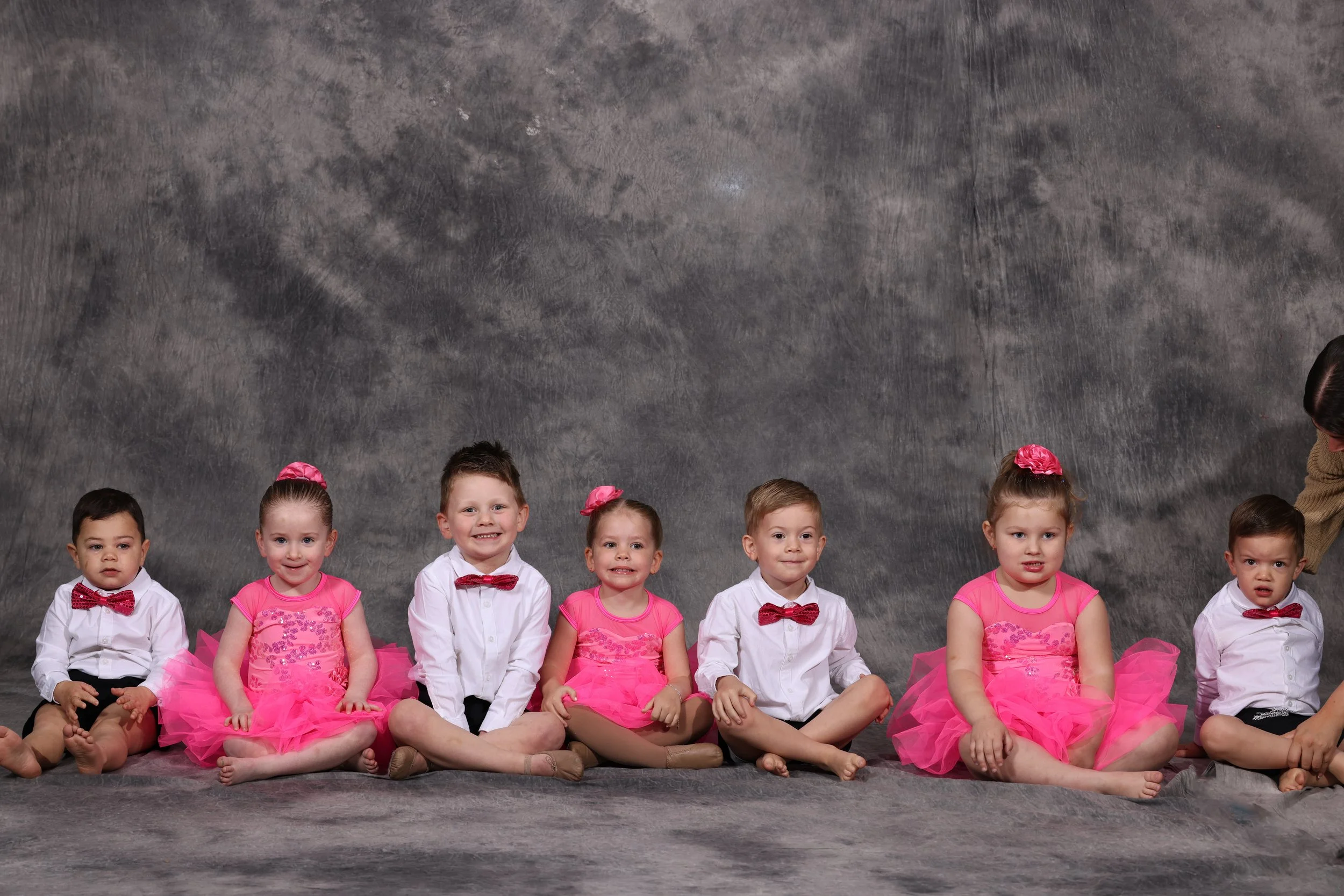 02 Jesus Loves Me - Mini Bop.jpg