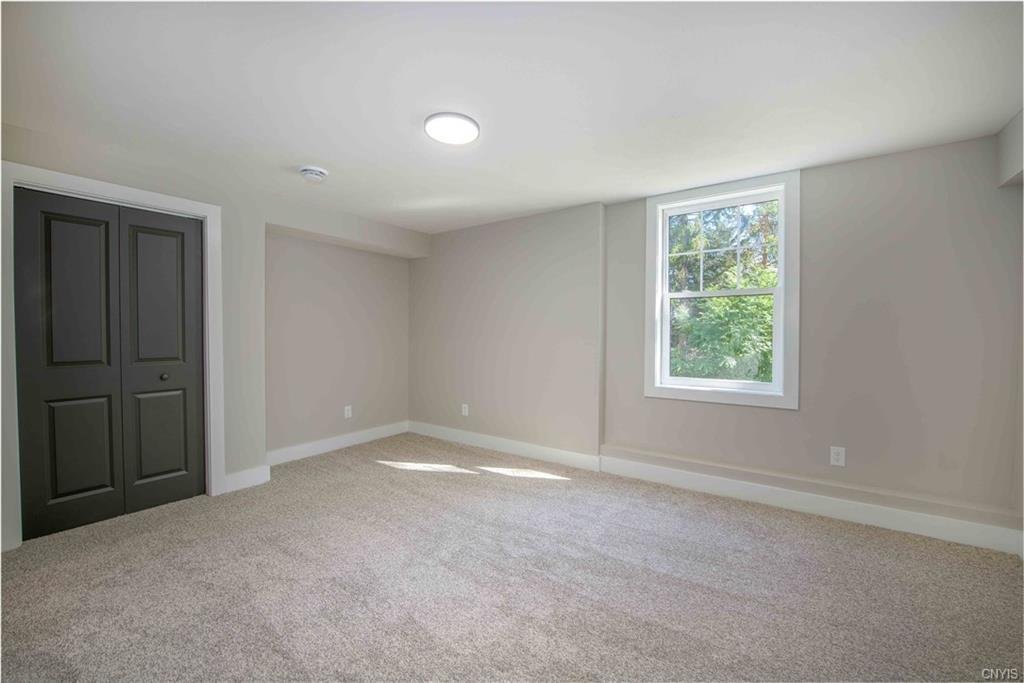 Bedroom 4 basement - different view