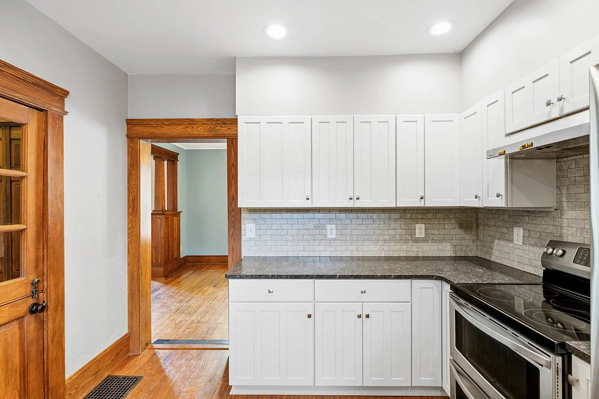 Oneida,-259-Bates-Avenue-(14-of-41).jpg