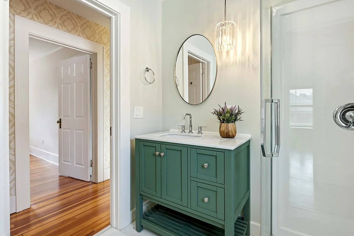 01.-Skaneateles,-57-East-Lake-Road-Interiors--(35).jpg
