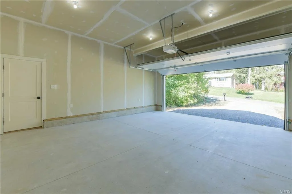 Attached 2 car garage