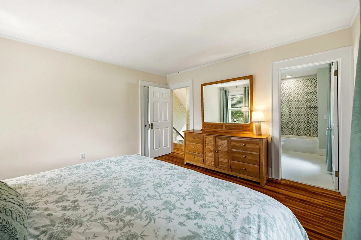01.-Skaneateles,-57-East-Lake-Road-Interiors--(37).jpg