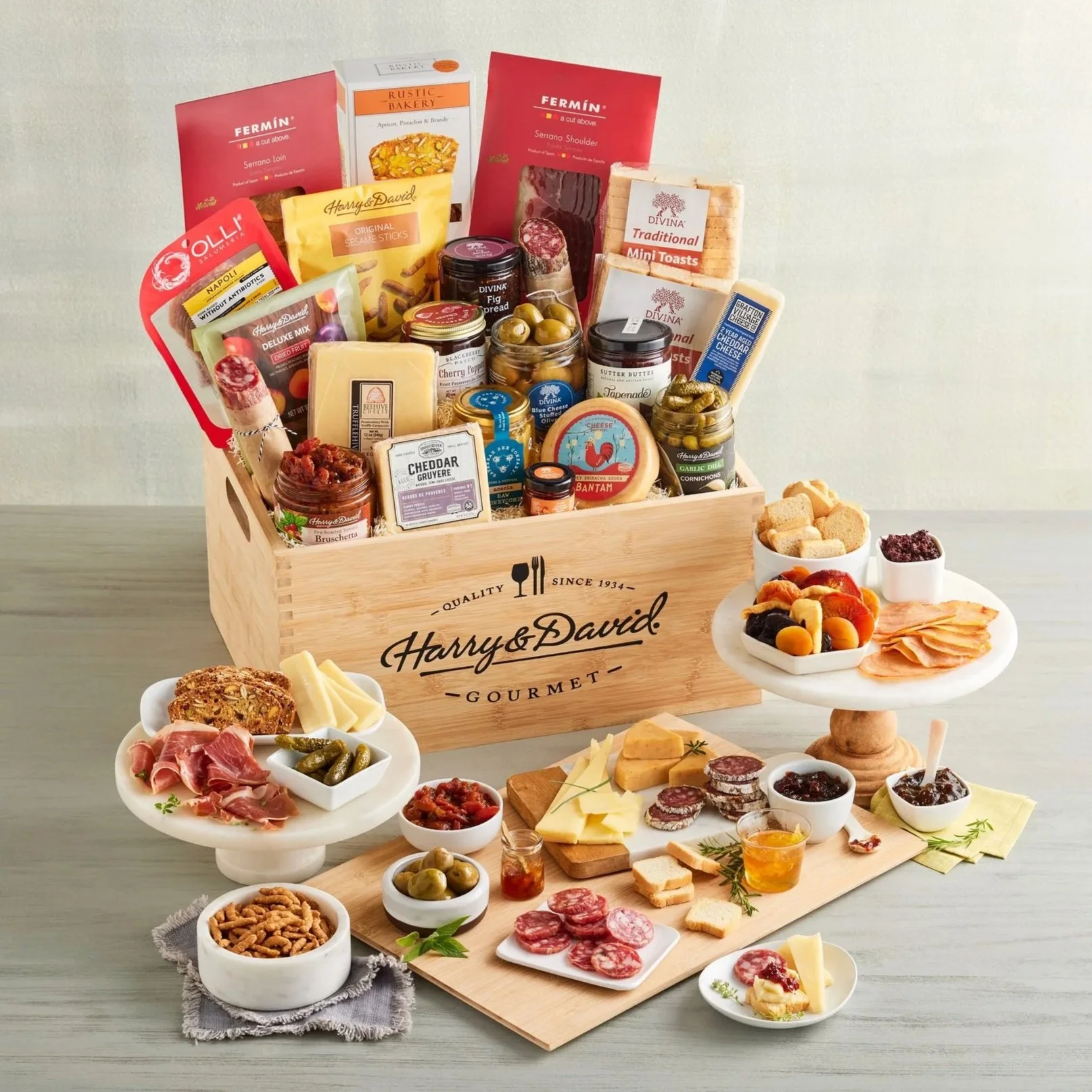Gourmet Charcuterie and Cheese Entertainer’s Crate