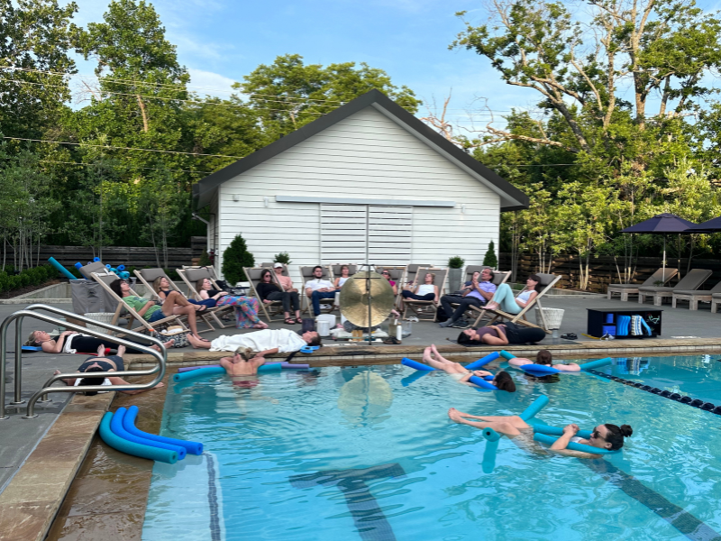 FLOATING SOUND BATH