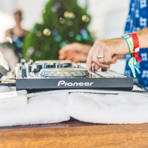 Memorial Day Poolside DJ | DJ Todd