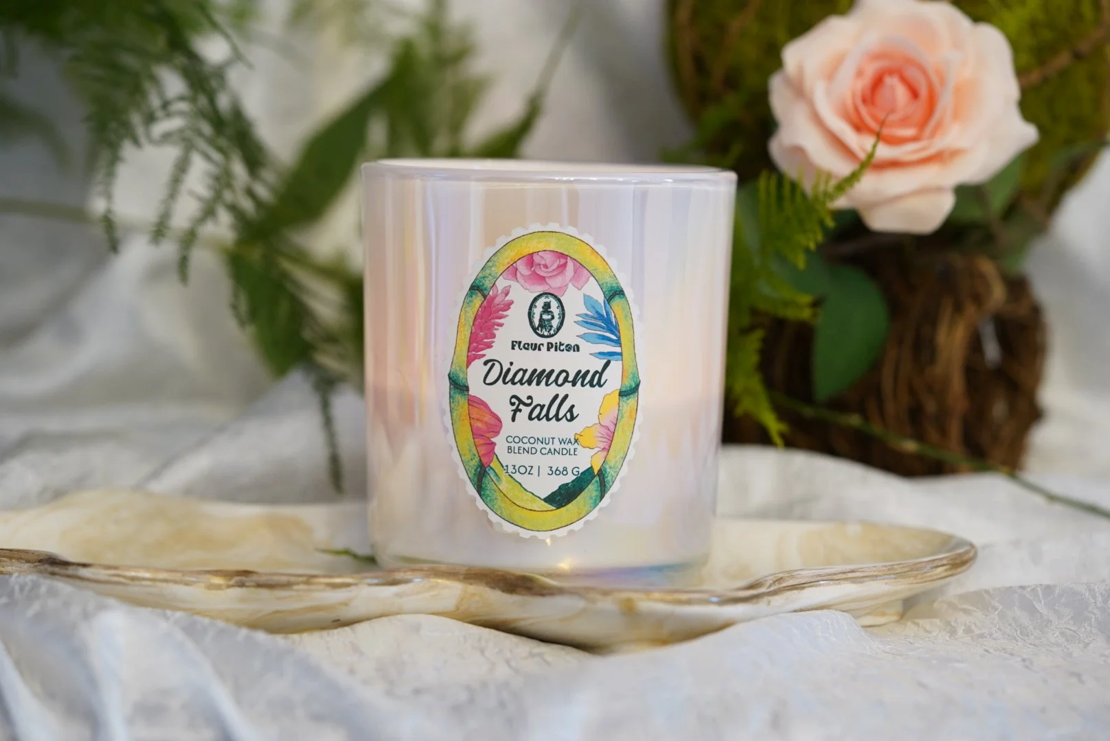 Fleur Piton Slow burning diamond falls candle.jpeg