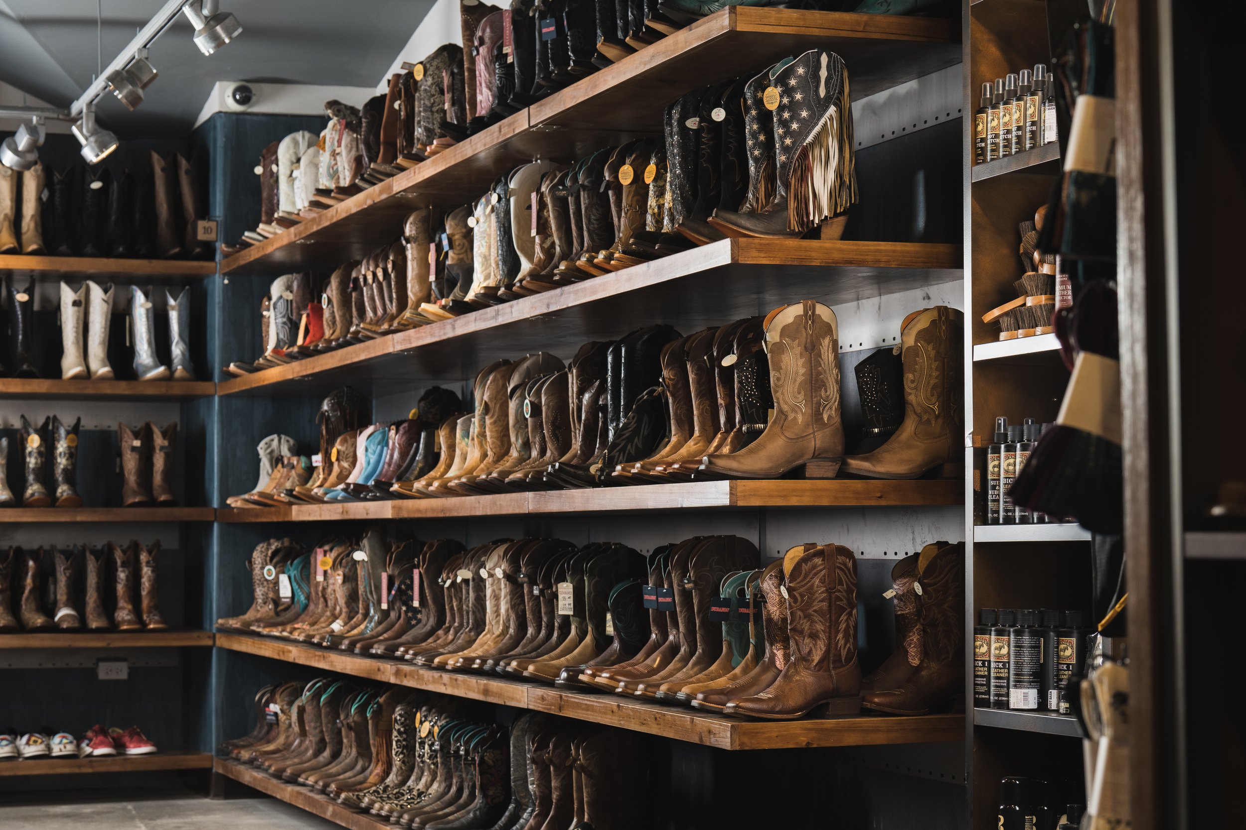BB-0022-BootBarn202307922.jpg