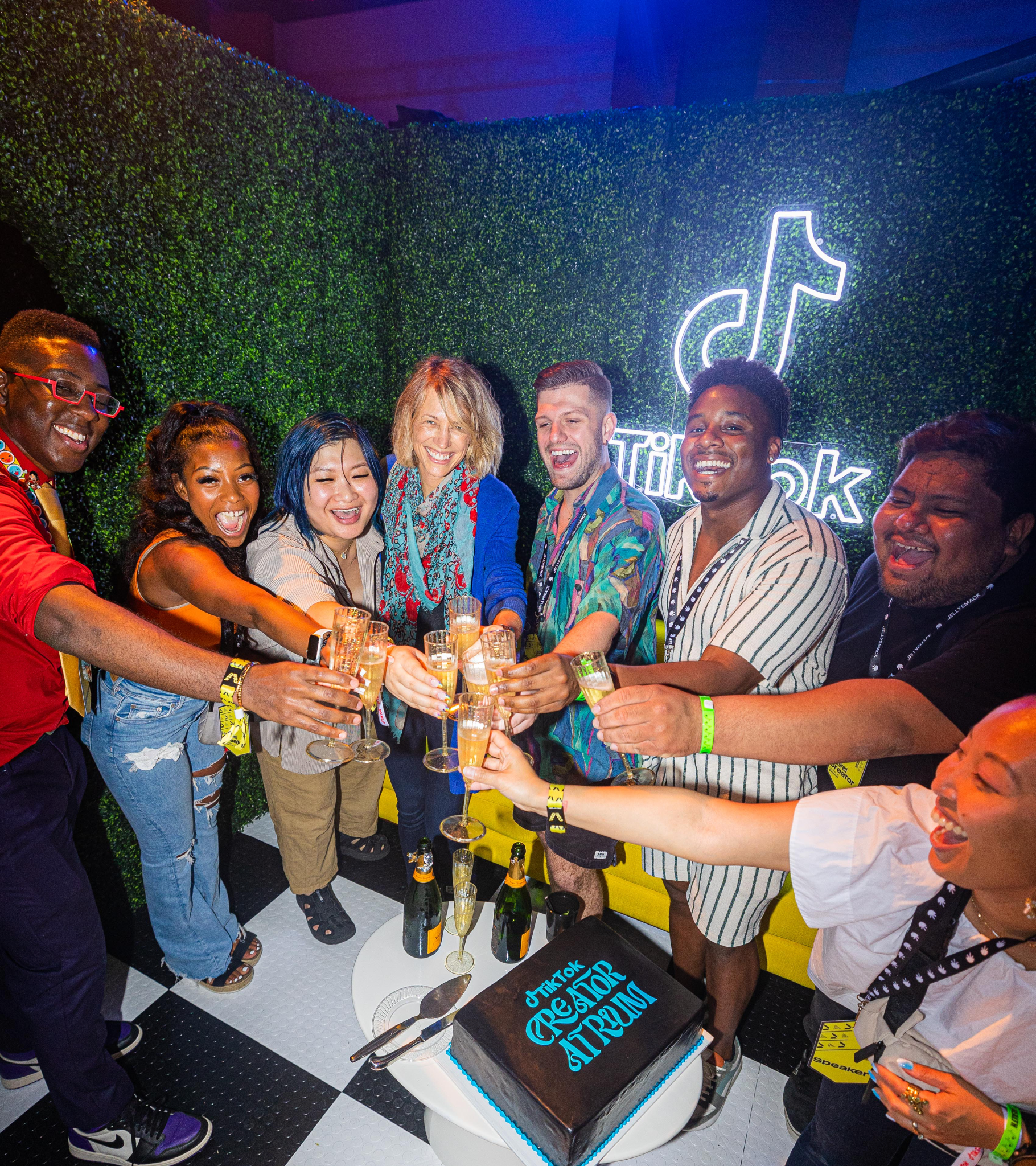 AGV_vUeqNvdHX1xUSrjXbbGJyw3BBQjK1ppwenAMnb3IdnorjgDDJCvmpciJpCBgIsu1gLi_sGbMK5uN6esyI0_hGLF3EtKx8v5_GrPFgOgYJmer_G1blP_3fN-Edf7uz5Qn75RwWGRlWkn5EJOLLrmpx4Ed5_qVqi